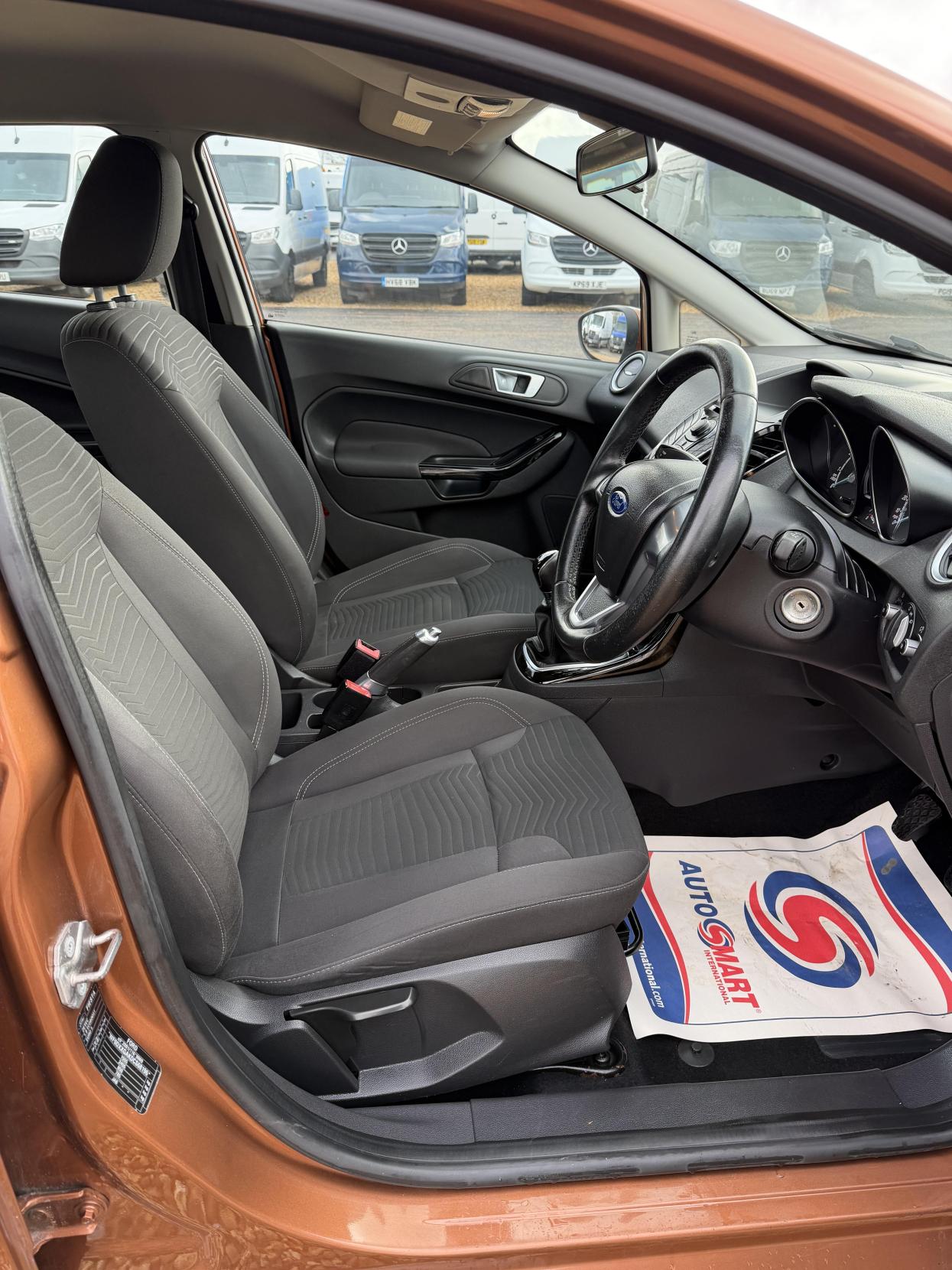 Ford Fiesta 1.0T EcoBoost Zetec Hatchback 5dr Petrol Manual Euro 5 (s/s) (100 ps)