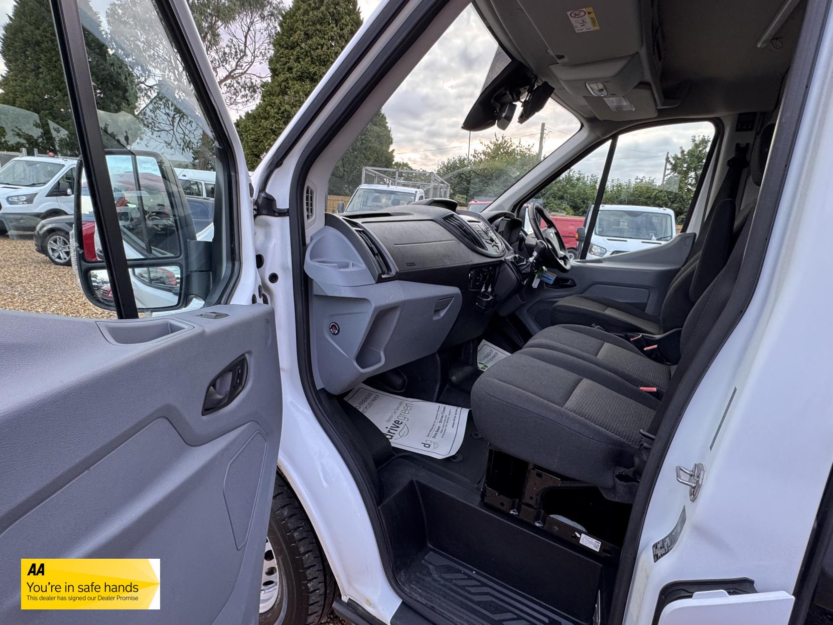 Ford Transit 2.0 350 EcoBlue Panel Van 5dr Diesel Manual RWD L2 H3 Euro 6 (130 ps)