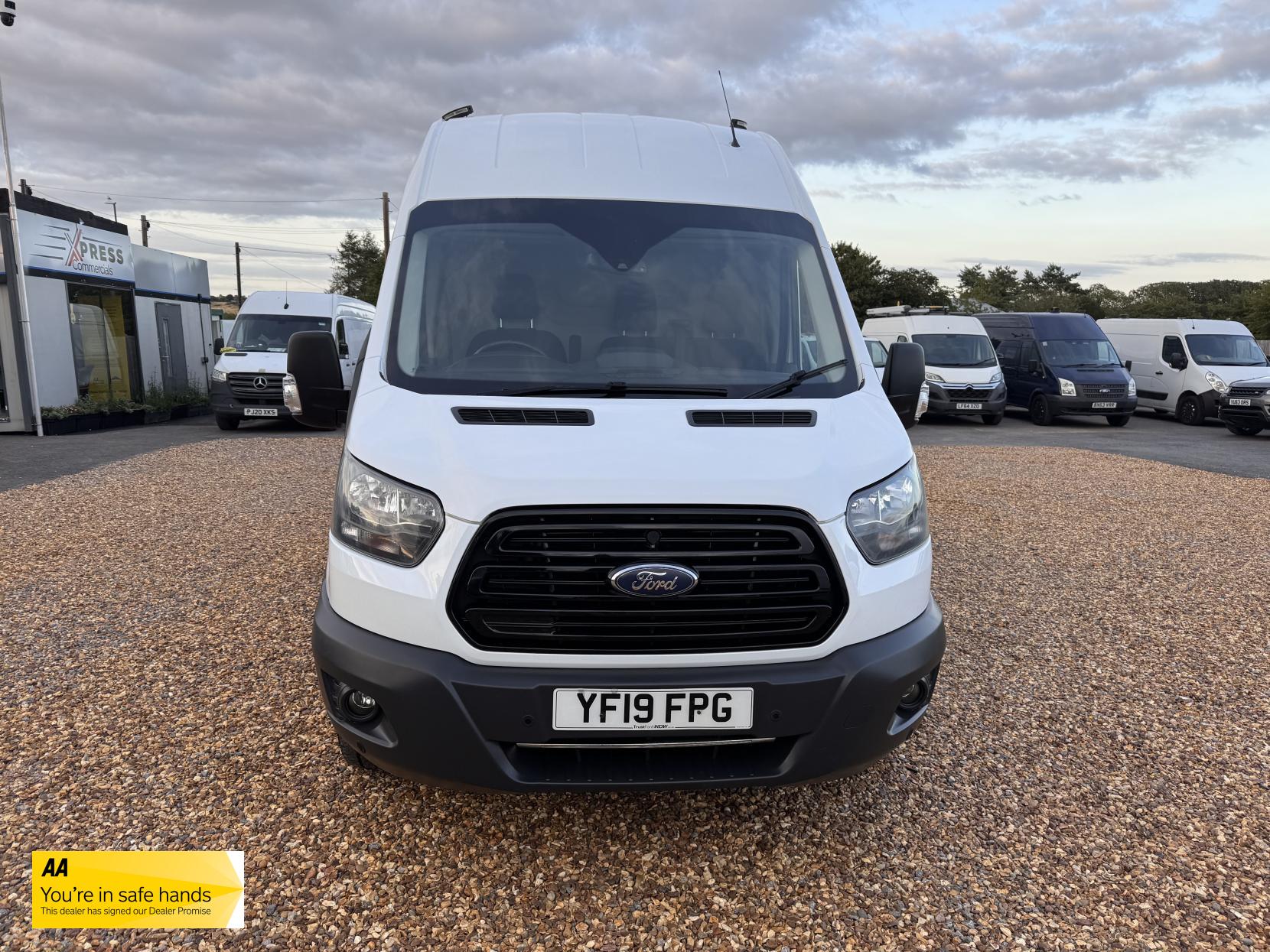 Ford Transit 2.0 350 EcoBlue Panel Van 5dr Diesel Manual RWD L2 H3 Euro 6 (130 ps)