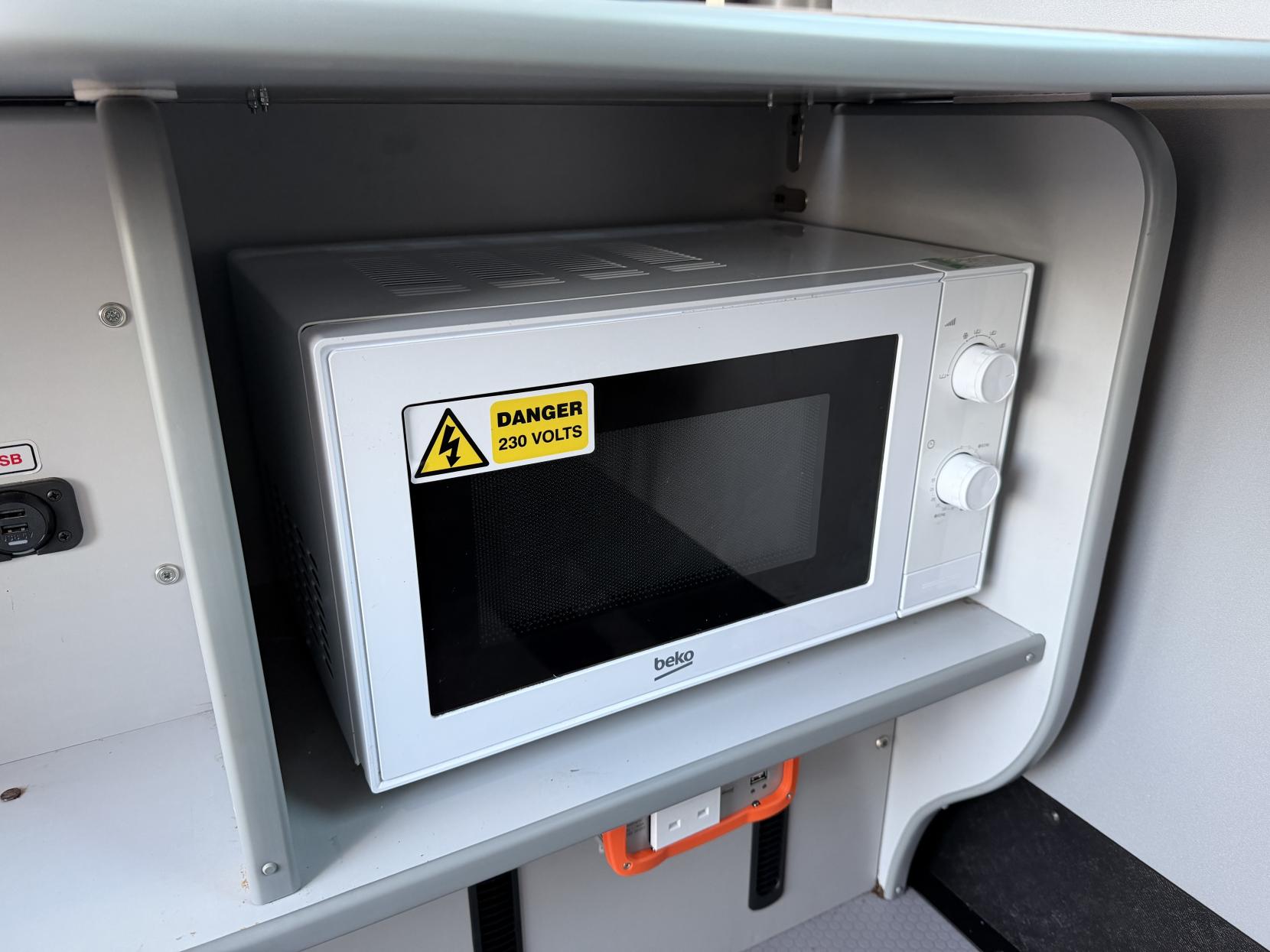 Vauxhall Movano 2.3 CDTi 3500 Panel Van 5dr Diesel Manual FWD L2 H2 Euro 6 (130 ps)