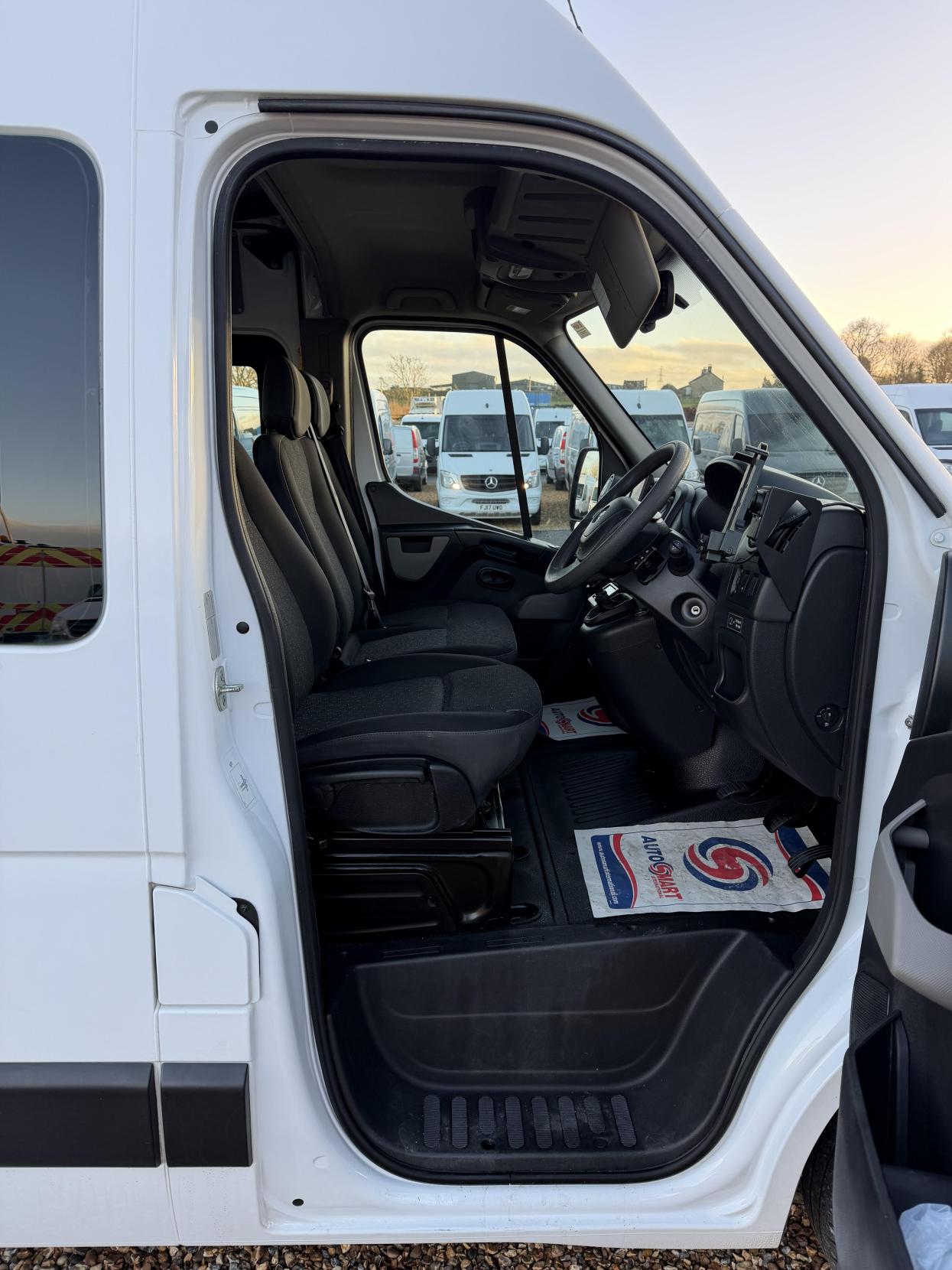 Vauxhall Movano 2.3 CDTi 3500 Panel Van 5dr Diesel Manual FWD L2 H2 Euro 6 (130 ps)