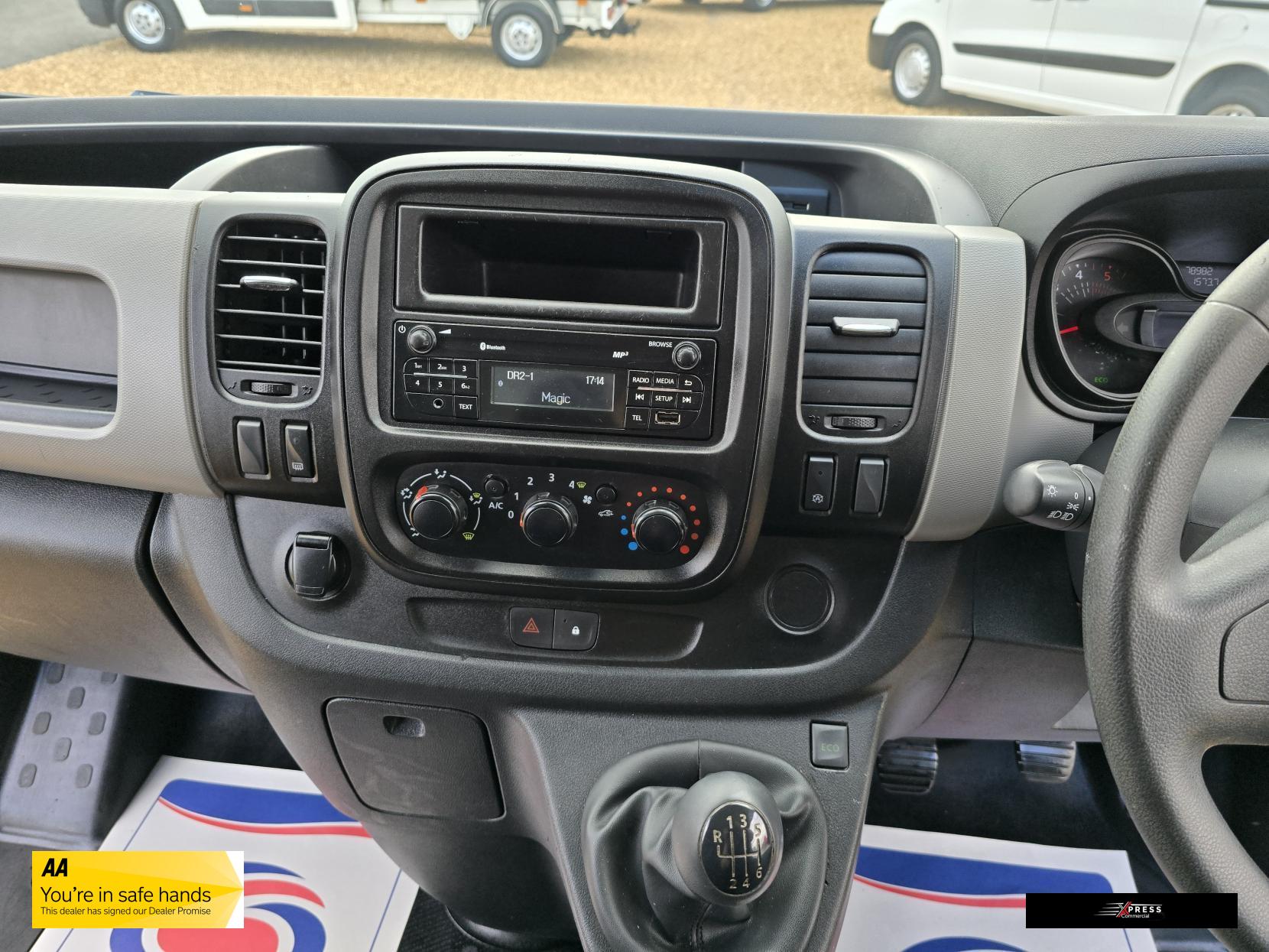 Renault Trafic Trafic 1.6 dCi ENERGY 27 Business+ Panel Van 5dr Diesel Manual SWB Standard Roof Euro 6 (s/s) (125 ps)