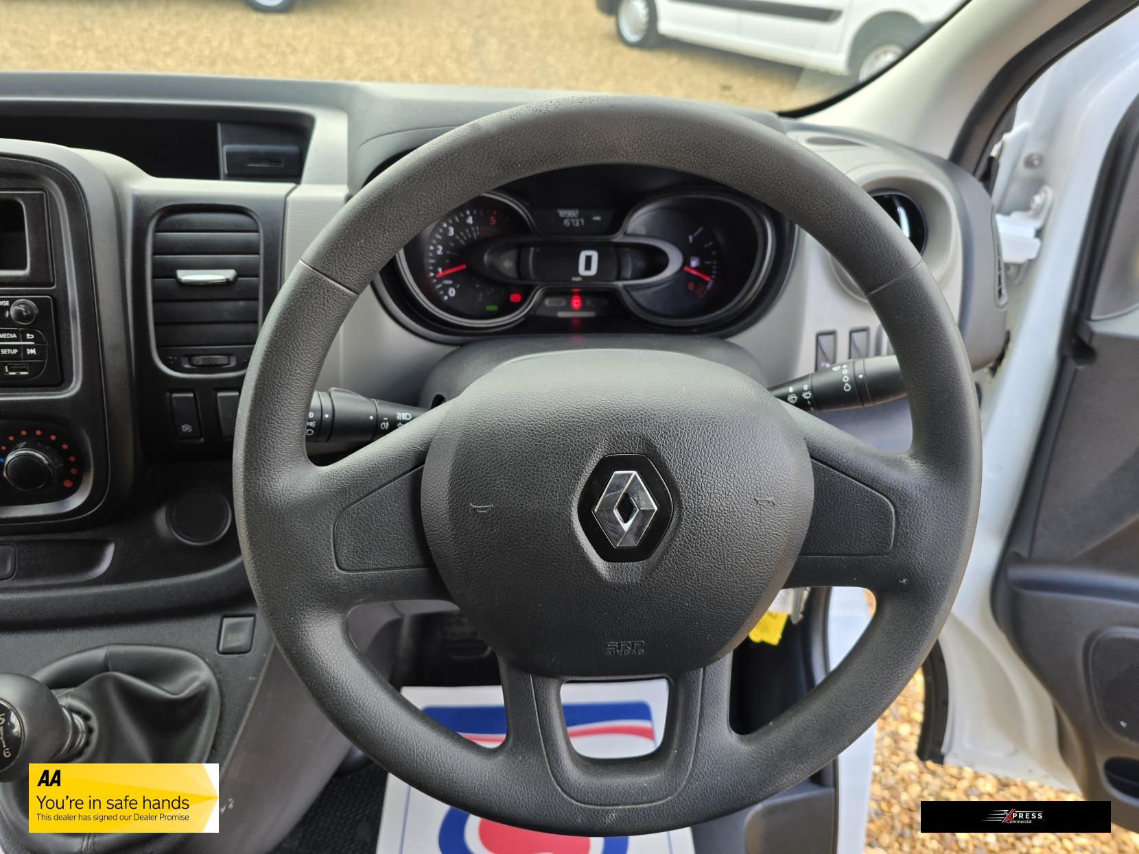 Renault Trafic Trafic 1.6 dCi ENERGY 27 Business+ Panel Van 5dr Diesel Manual SWB Standard Roof Euro 6 (s/s) (125 ps)