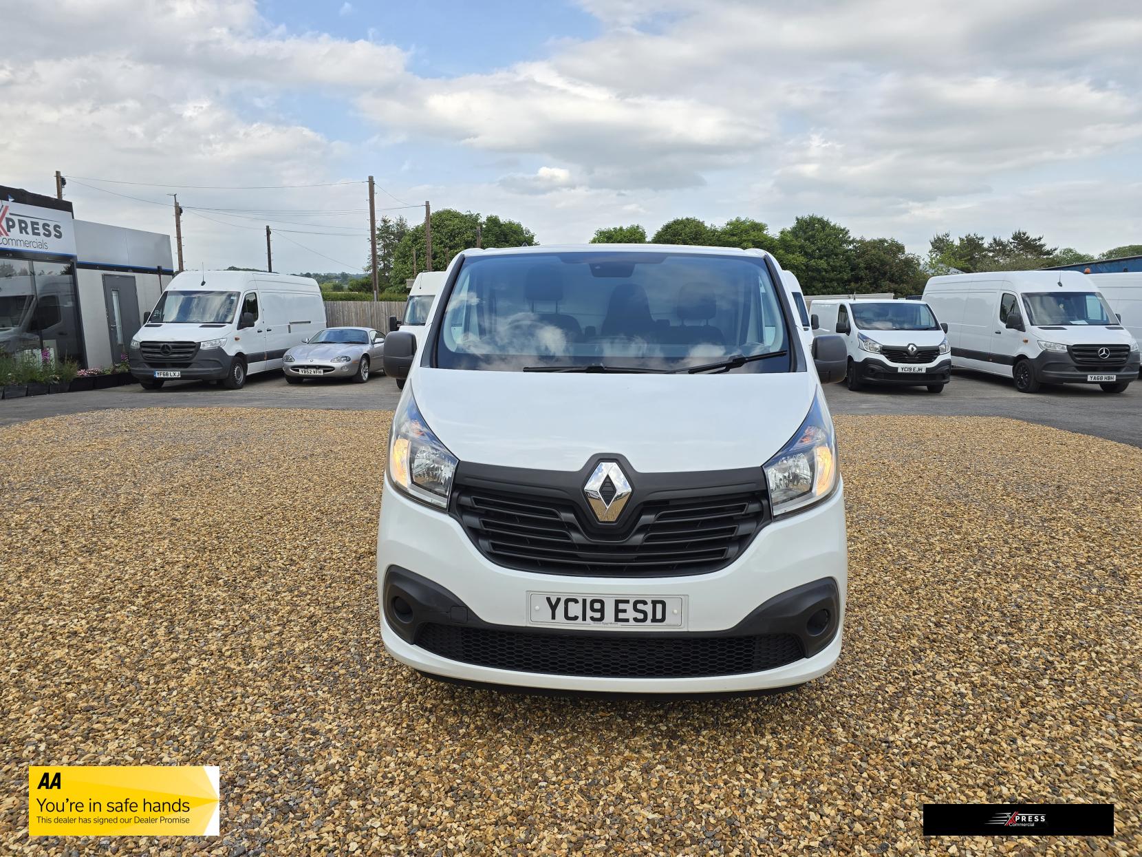 Renault Trafic Trafic 1.6 dCi ENERGY 27 Business+ Panel Van 5dr Diesel Manual SWB Standard Roof Euro 6 (s/s) (125 ps)