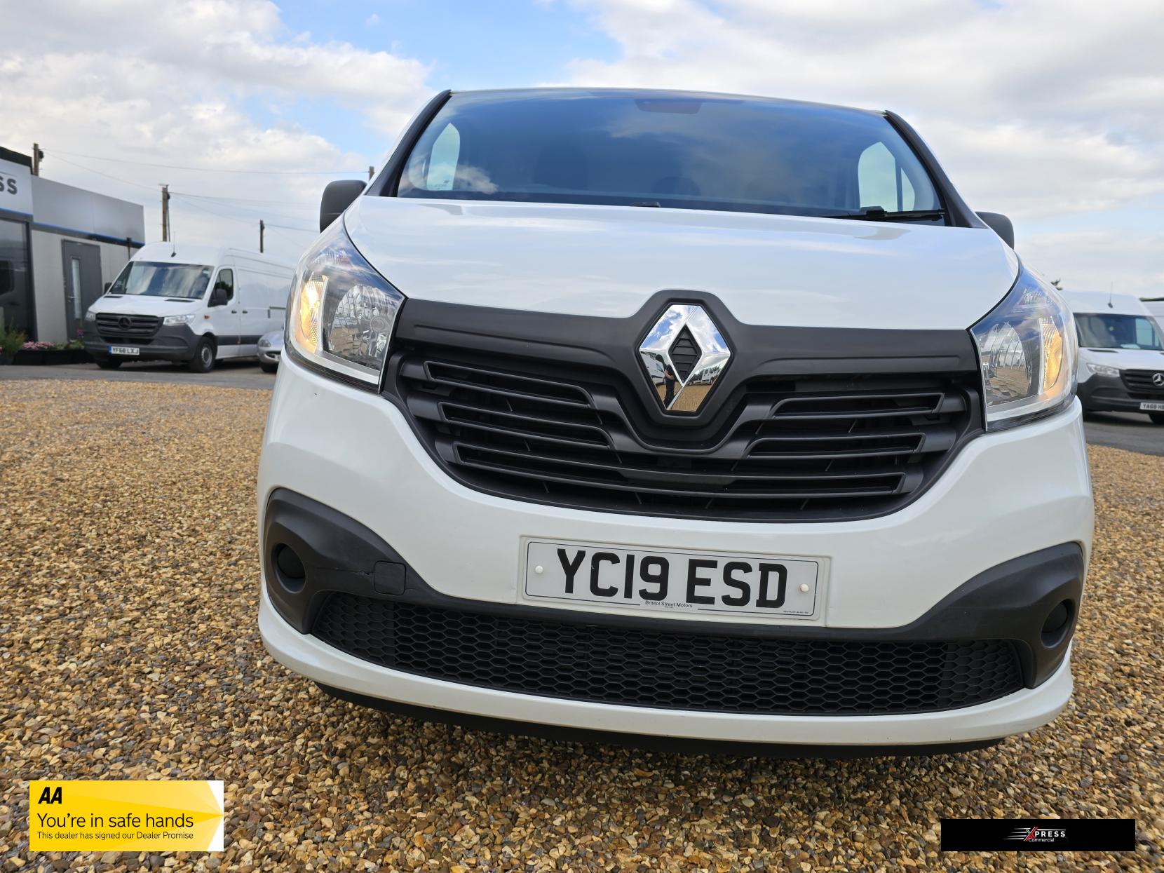 Renault Trafic Trafic 1.6 dCi ENERGY 27 Business+ Panel Van 5dr Diesel Manual SWB Standard Roof Euro 6 (s/s) (125 ps)