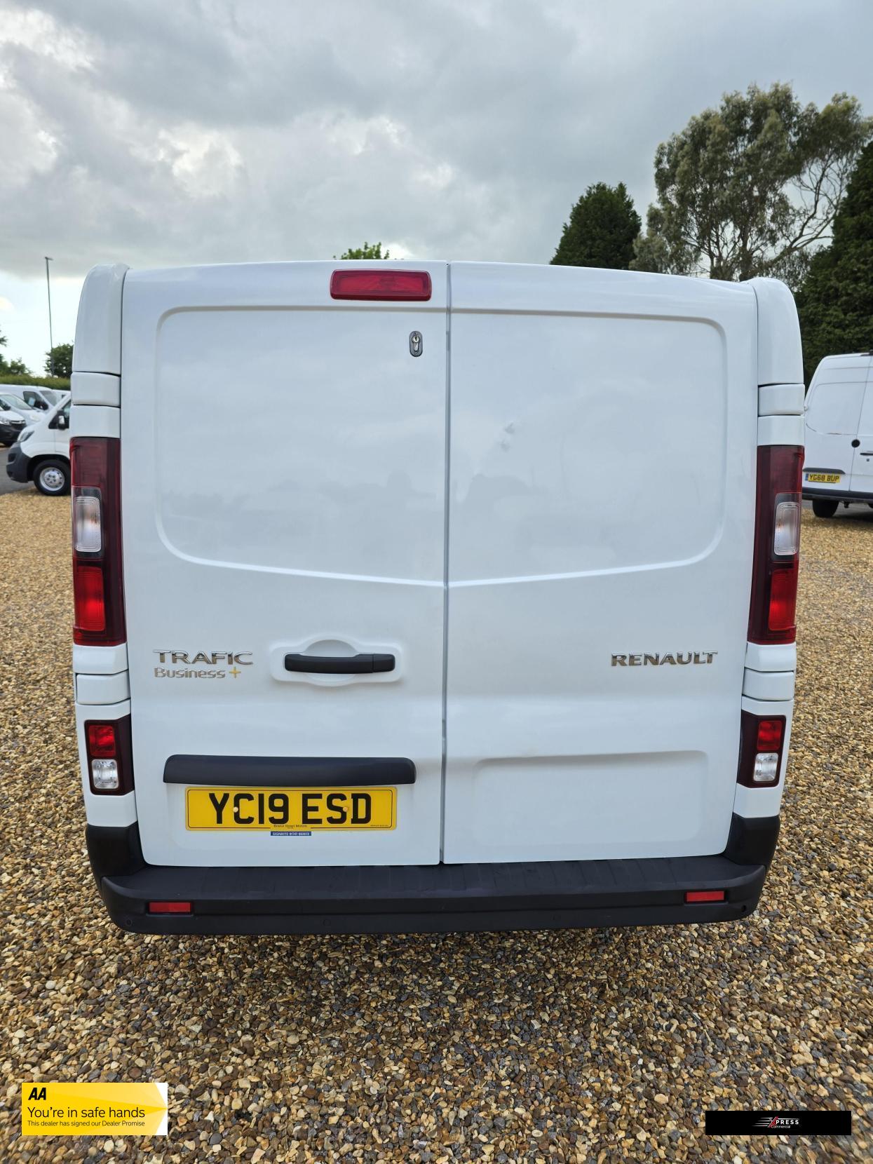 Renault Trafic Trafic 1.6 dCi ENERGY 27 Business+ Panel Van 5dr Diesel Manual SWB Standard Roof Euro 6 (s/s) (125 ps)