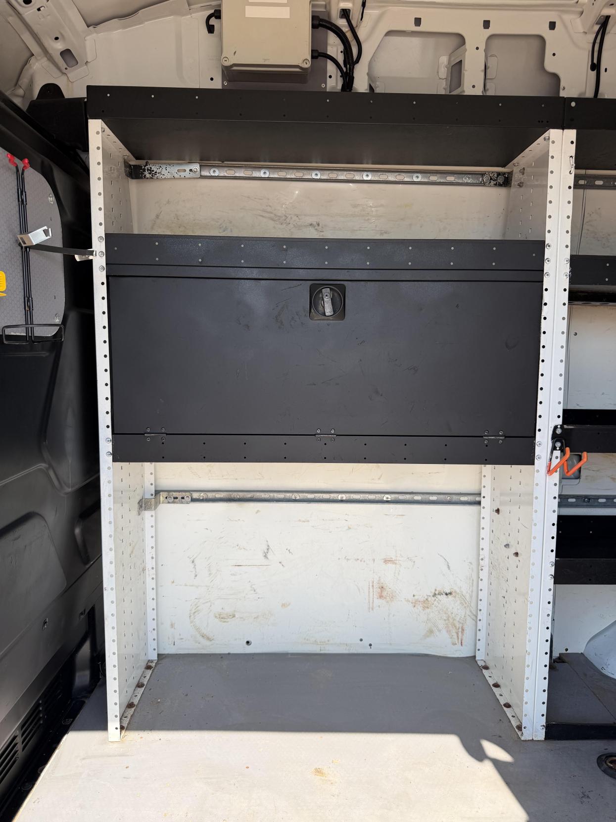 2018 Ford Transit 2.0 350 EcoBlue Panel Van 5dr Diesel Manual RWD L2 H3 Euro 6 (170 ps) - Thumbnail 37