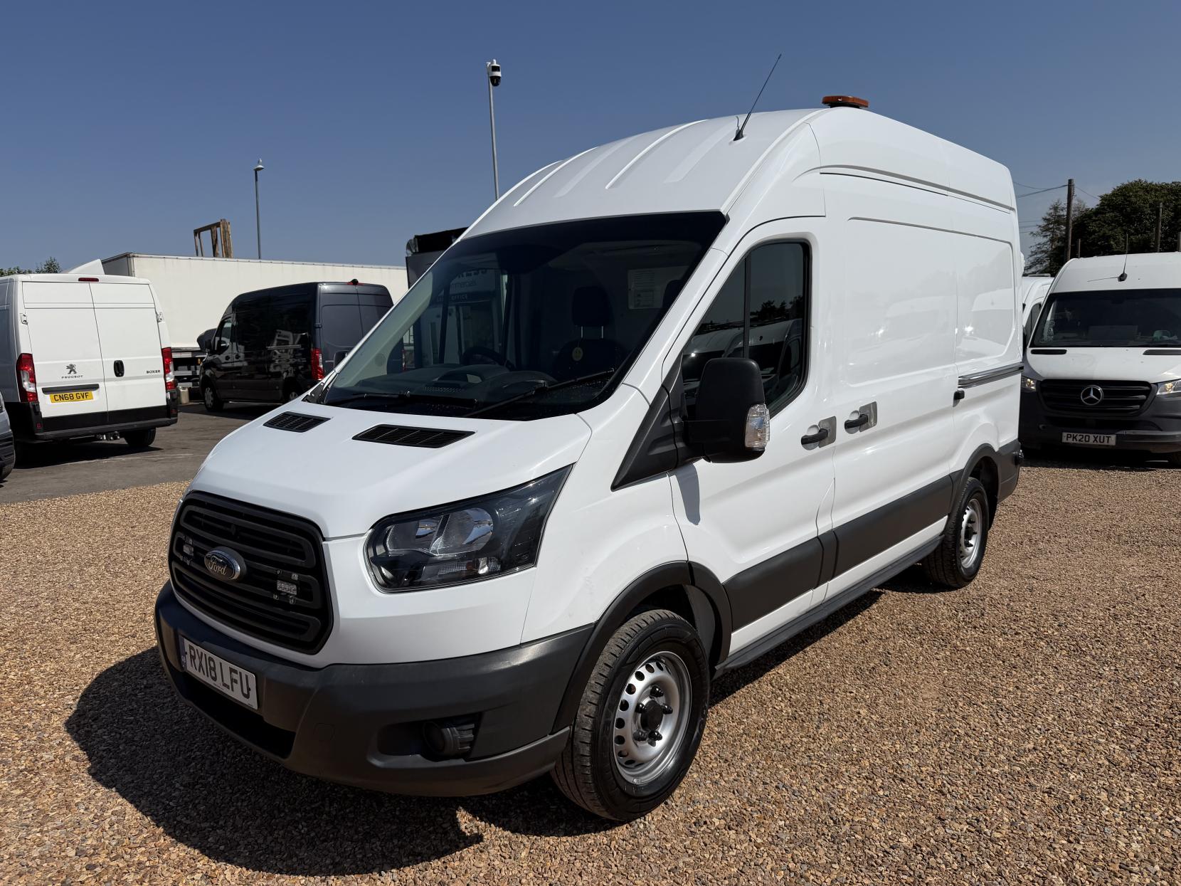 2018 Ford Transit 2.0 350 EcoBlue Panel Van 5dr Diesel Manual RWD L2 H3 Euro 6 (170 ps) - Thumbnail 7