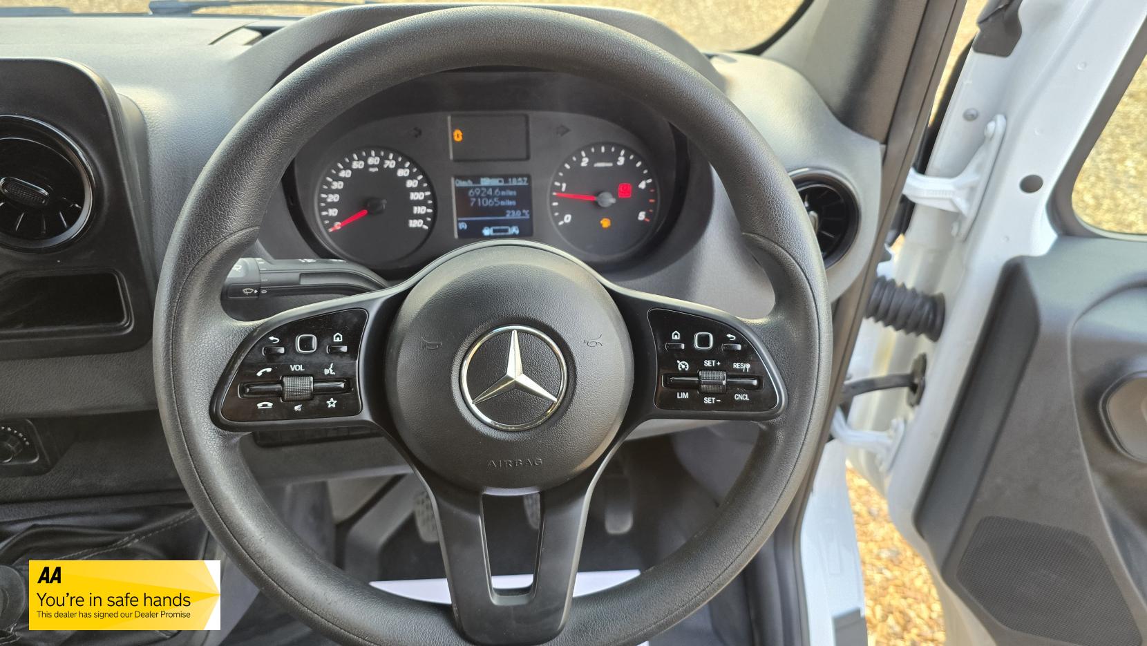 Mercedes-Benz Sprinter 2.1 316 CDI Progressive Panel Van 5dr Diesel Manual RWD L2 H2 Euro 6 (s/s) (163 ps)