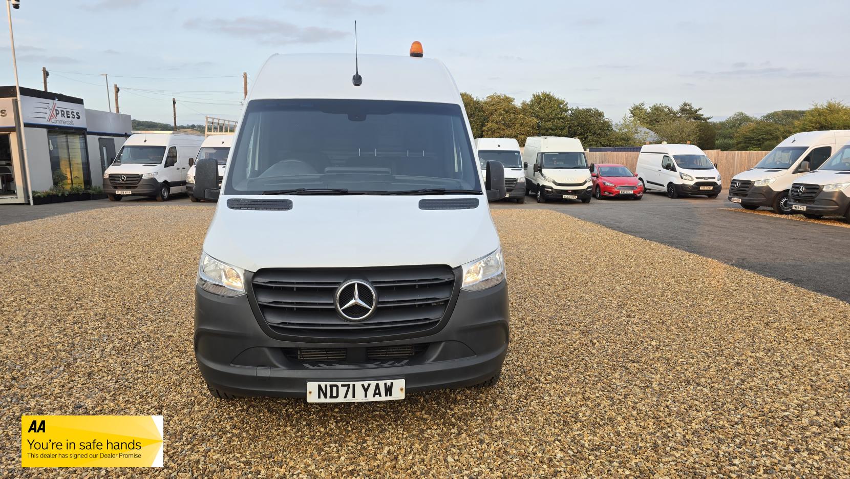 Mercedes-Benz Sprinter 2.1 316 CDI Progressive Panel Van 5dr Diesel Manual RWD L2 H2 Euro 6 (s/s) (163 ps)