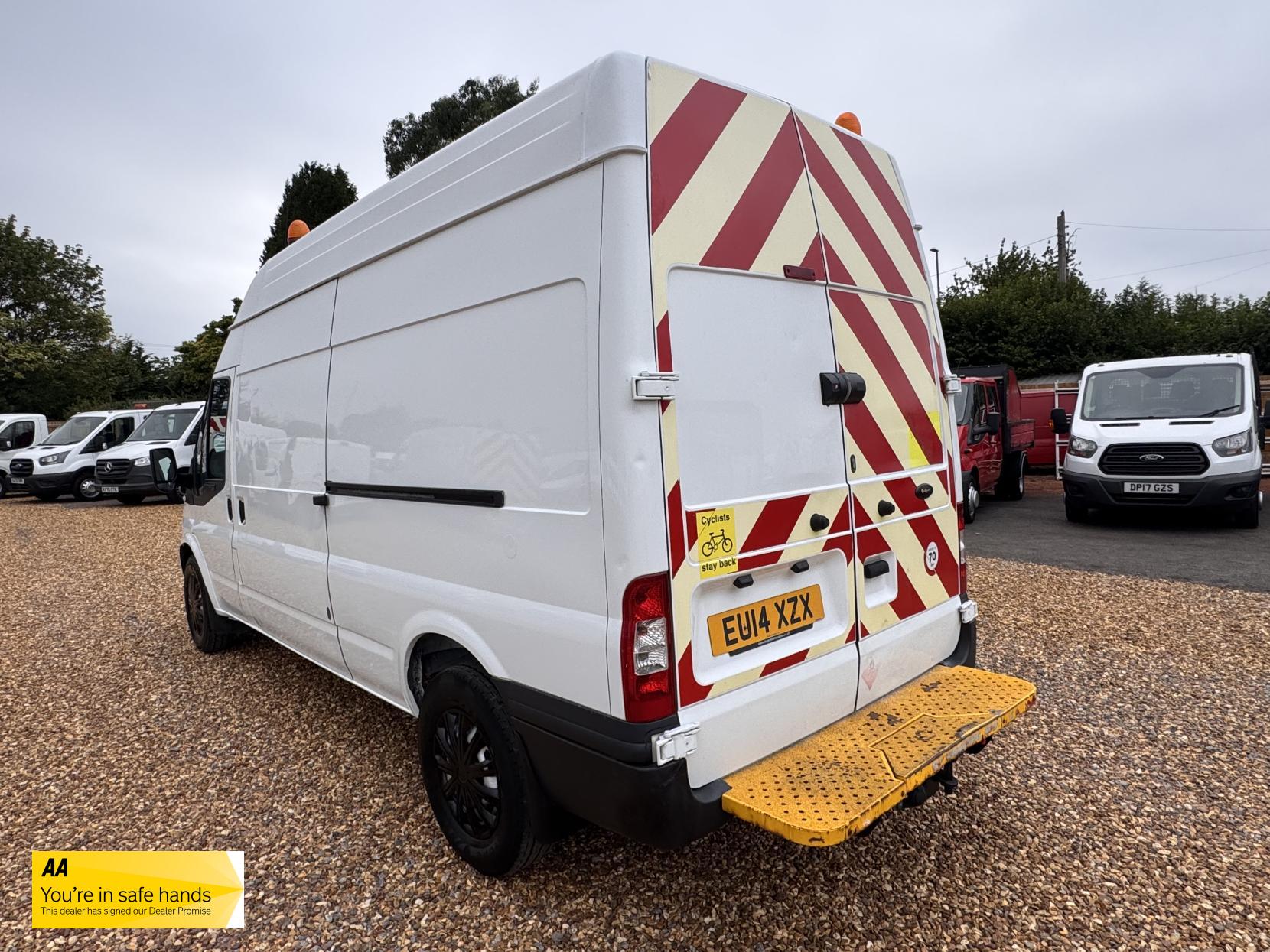 Ford Transit 2.2 TDCi 350 Panel Van 3dr Diesel Manual RWD L3 H3 (224 g/km, 98 bhp)