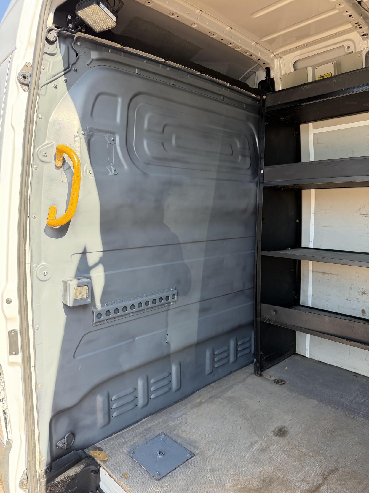 2019 Mercedes-Benz Sprinter 2.1 316 CDI Panel Van 5dr Diesel Manual RWD L2 H2 Euro 6 (163 ps) - Thumbnail 23