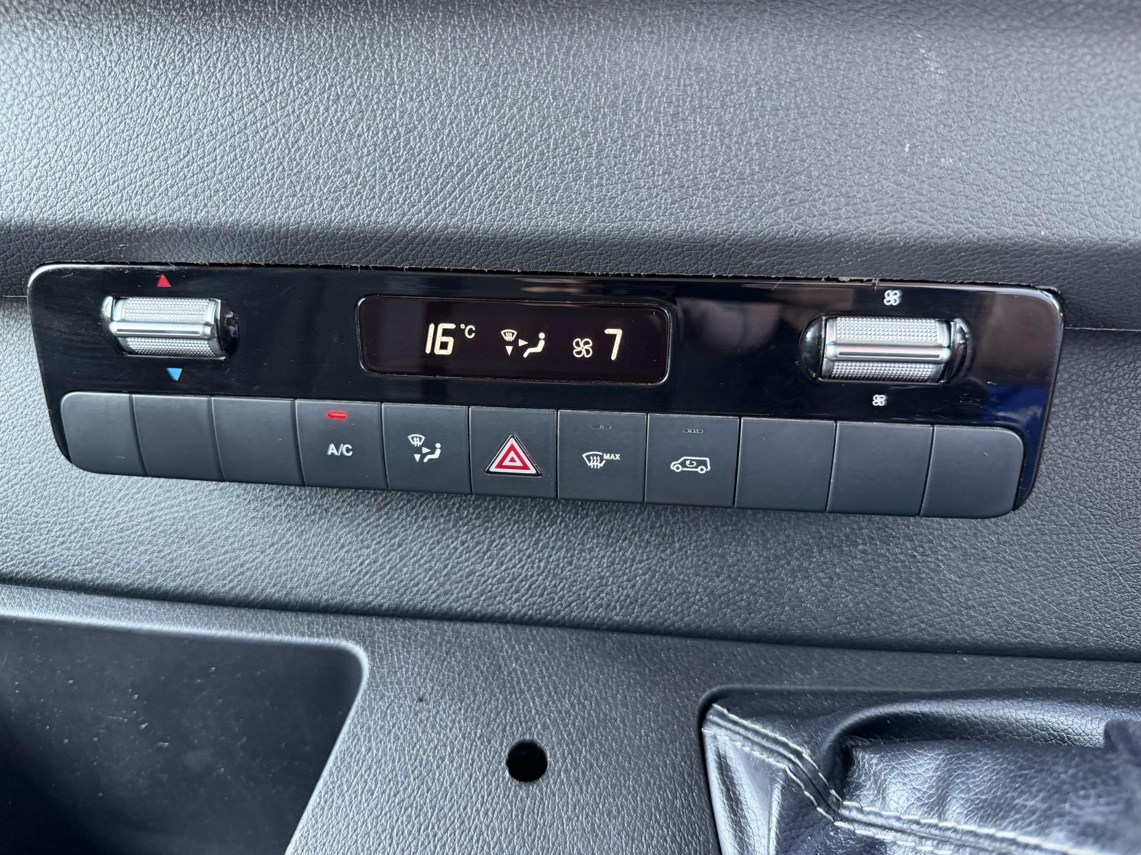 2019 Mercedes-Benz Sprinter 2.1 316 CDI Panel Van 5dr Diesel Manual RWD L2 H2 Euro 6 (163 ps) - Thumbnail 47