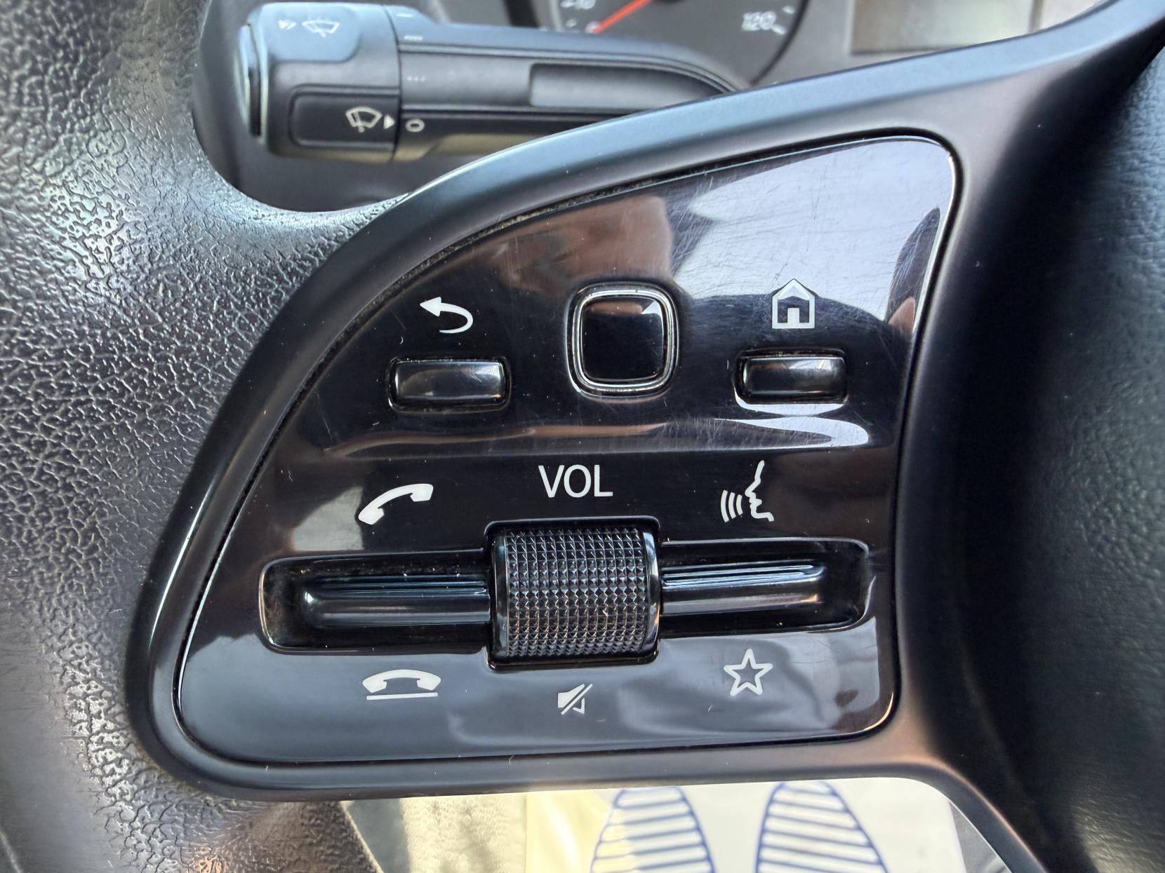 2019 Mercedes-Benz Sprinter 2.1 316 CDI Panel Van 5dr Diesel Manual RWD L2 H2 Euro 6 (163 ps) - Thumbnail 39