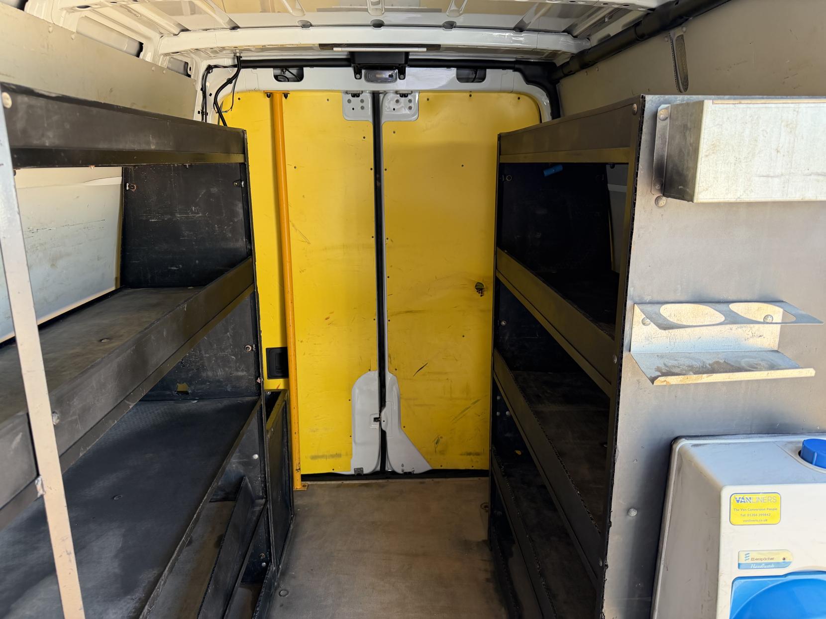 2019 Mercedes-Benz Sprinter 2.1 316 CDI Panel Van 5dr Diesel Manual RWD L2 H2 Euro 6 (163 ps) - Thumbnail 22