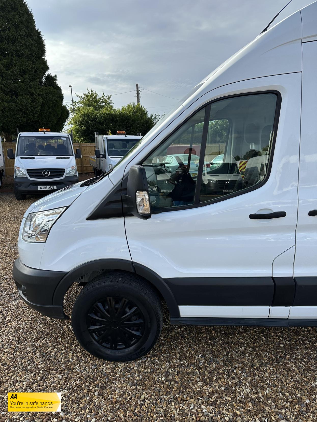 Ford Transit 2.2 TDCi 350 Panel Van 5dr Diesel Manual RWD L3 H3 Euro 5 (125 ps)