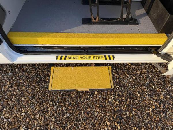 Vauxhall Movano 2.3 CDTi 3500 Panel Van 5dr Diesel Manual FWD L2 H2 Euro 6 (130 ps)