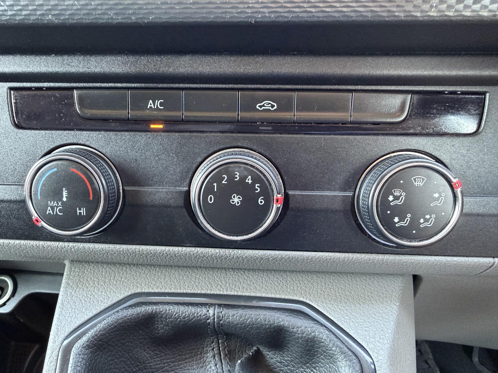 2021 Volkswagen Transporter 2.0 TDI T28 Startline Panel Van 5dr Diesel Manual FWD SWB Euro 6 (s/s) (110 ps) - Thumbnail 44