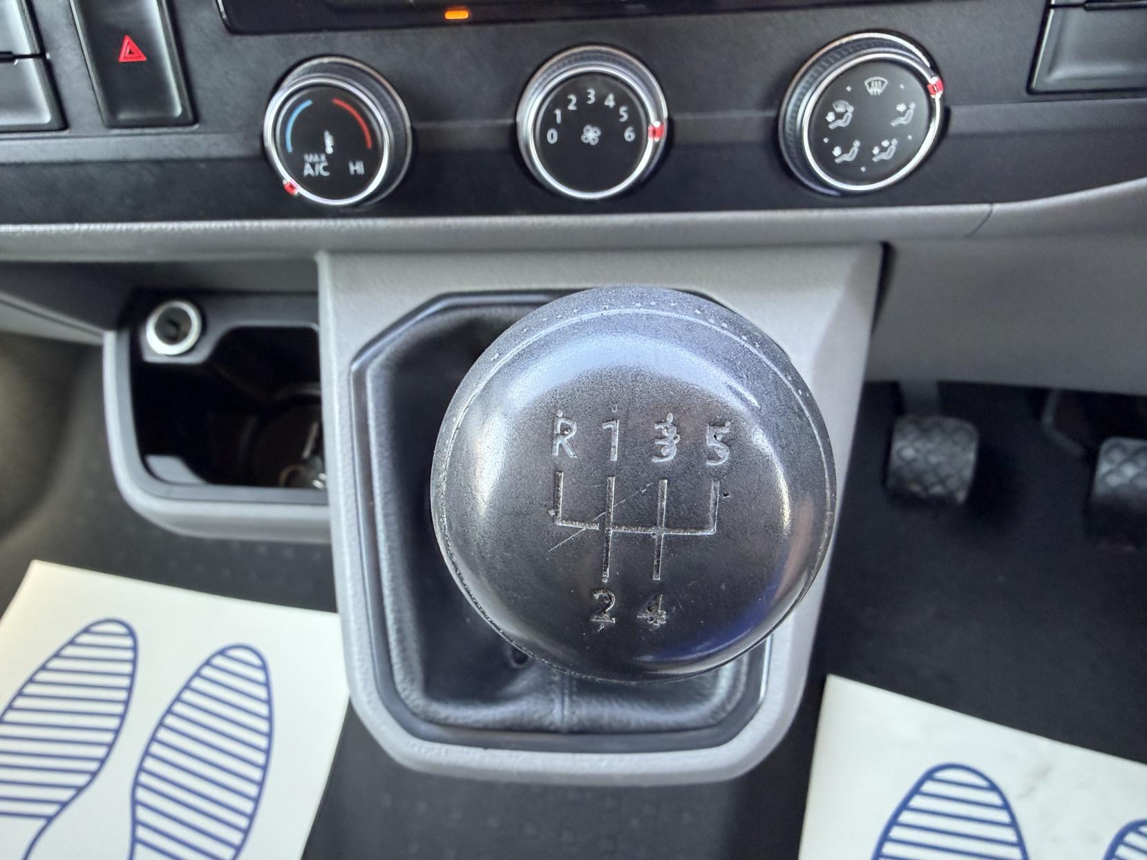 2021 Volkswagen Transporter 2.0 TDI T28 Startline Panel Van 5dr Diesel Manual FWD SWB Euro 6 (s/s) (110 ps) - Thumbnail 41