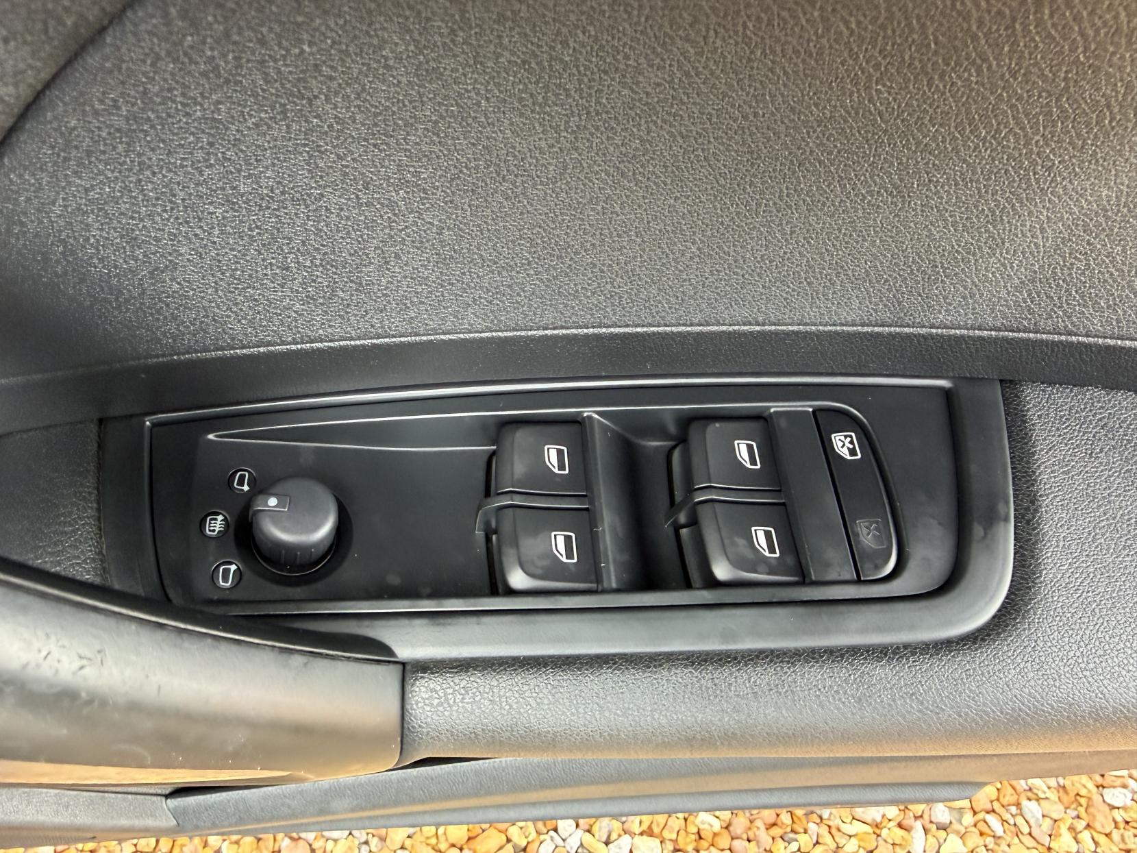 Audi A1 1.4 TFSI Sport Sportback 5dr Petrol Manual Euro 5 (s/s) (122 ps)