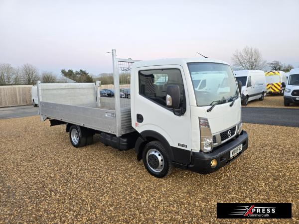 Nissan NT400 Cabstar 3.0 dCi 35.13 Dropside 2dr Diesel Manual L3 Euro 6 (130 ps)