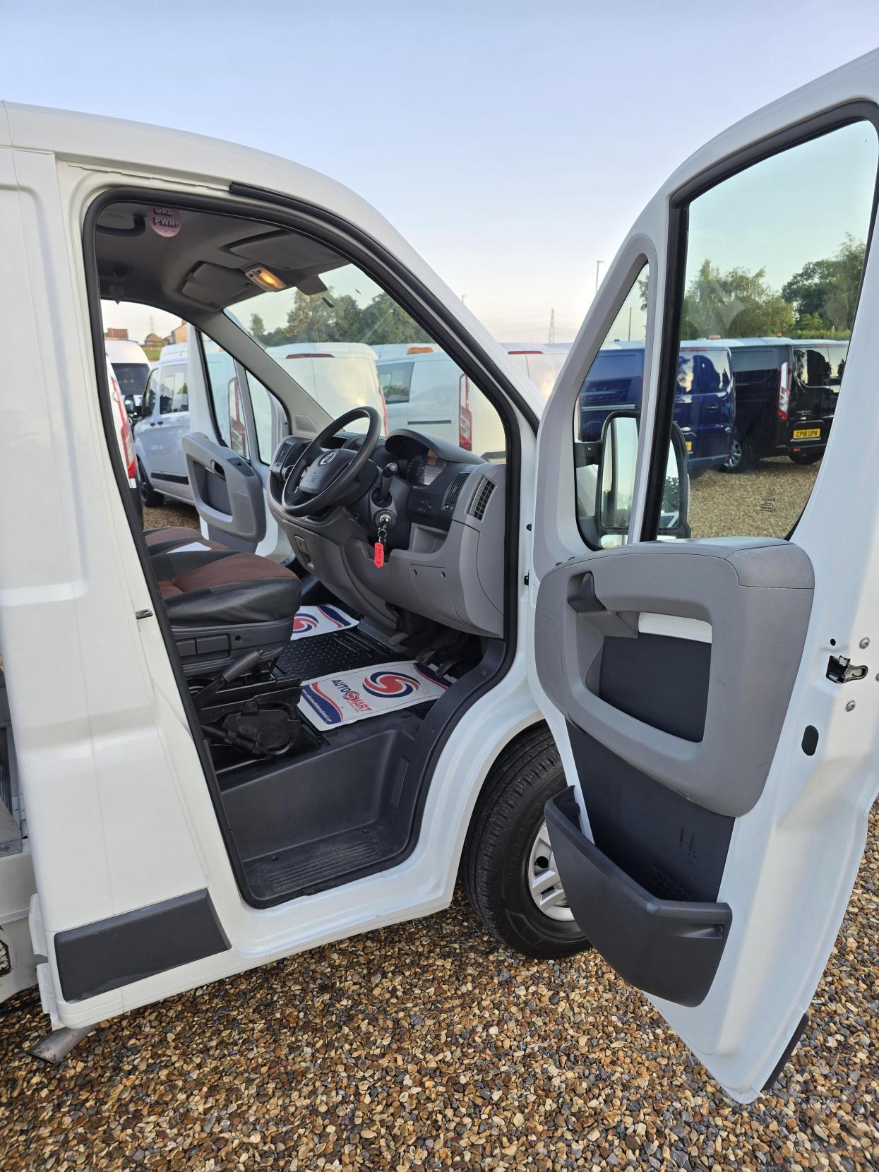 Fiat Ducato 2.3 JTD 33 MultiJet Chassis Cab 2dr Diesel Manual L1 H1 B2B (120 bhp)