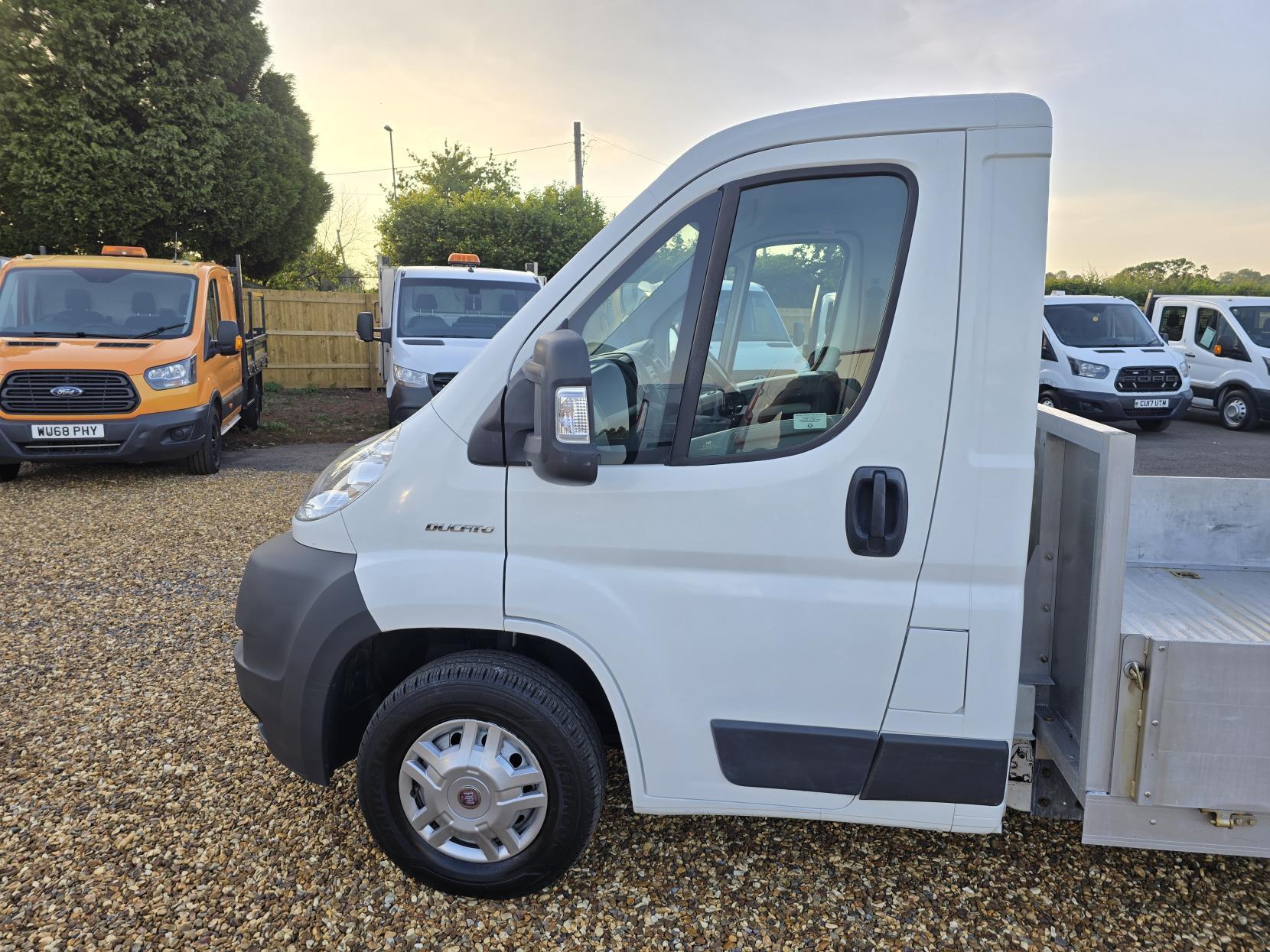 Fiat Ducato 2.3 JTD 33 MultiJet Chassis Cab 2dr Diesel Manual L1 H1 B2B (120 bhp)