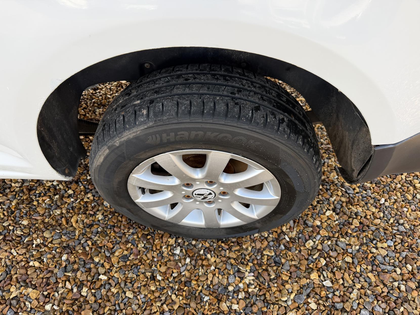 Volkswagen Caddy Maxi 1.6 TDi BlueMotion Tech C20 Maxi Startline Panel Van 5dr Diesel Manual FWD (136 g/km, 101 bhp)