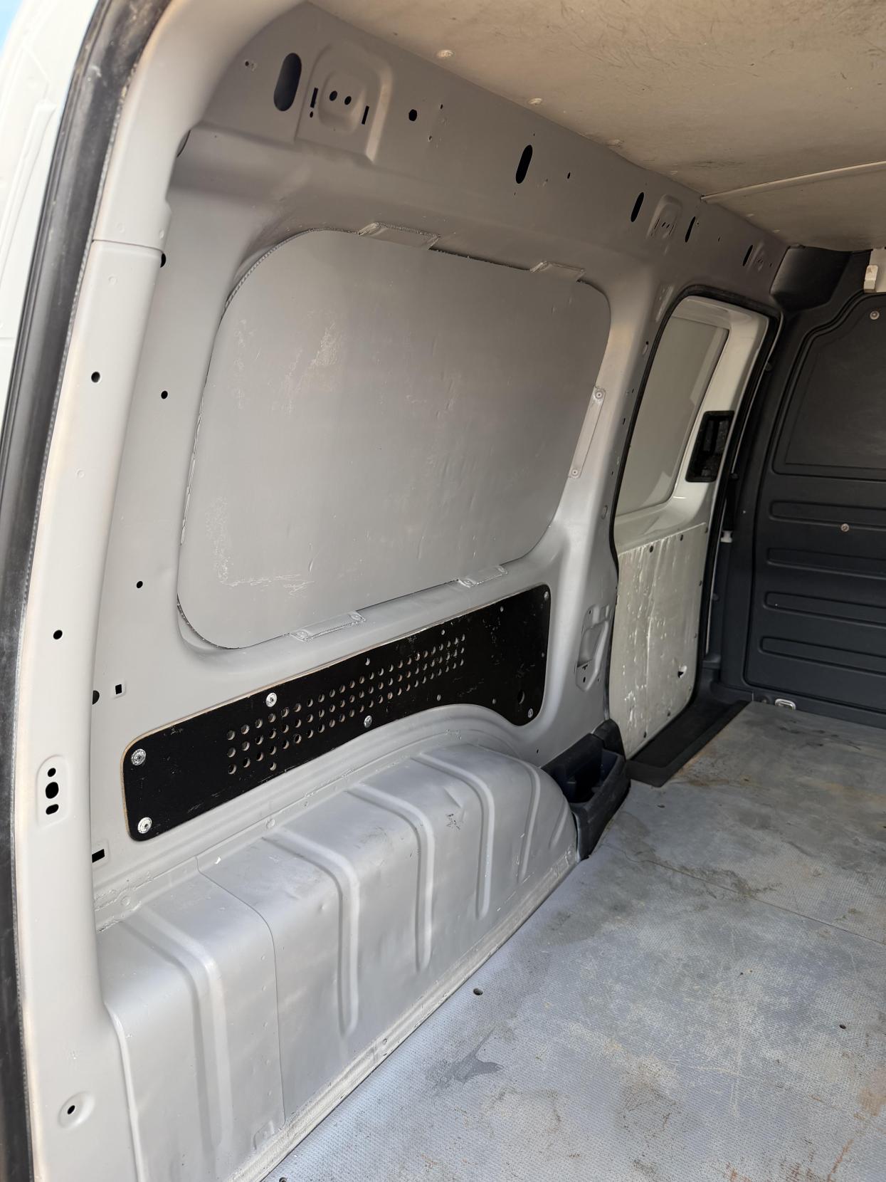 Volkswagen Caddy Maxi 1.6 TDi BlueMotion Tech C20 Maxi Startline Panel Van 5dr Diesel Manual FWD (136 g/km, 101 bhp)