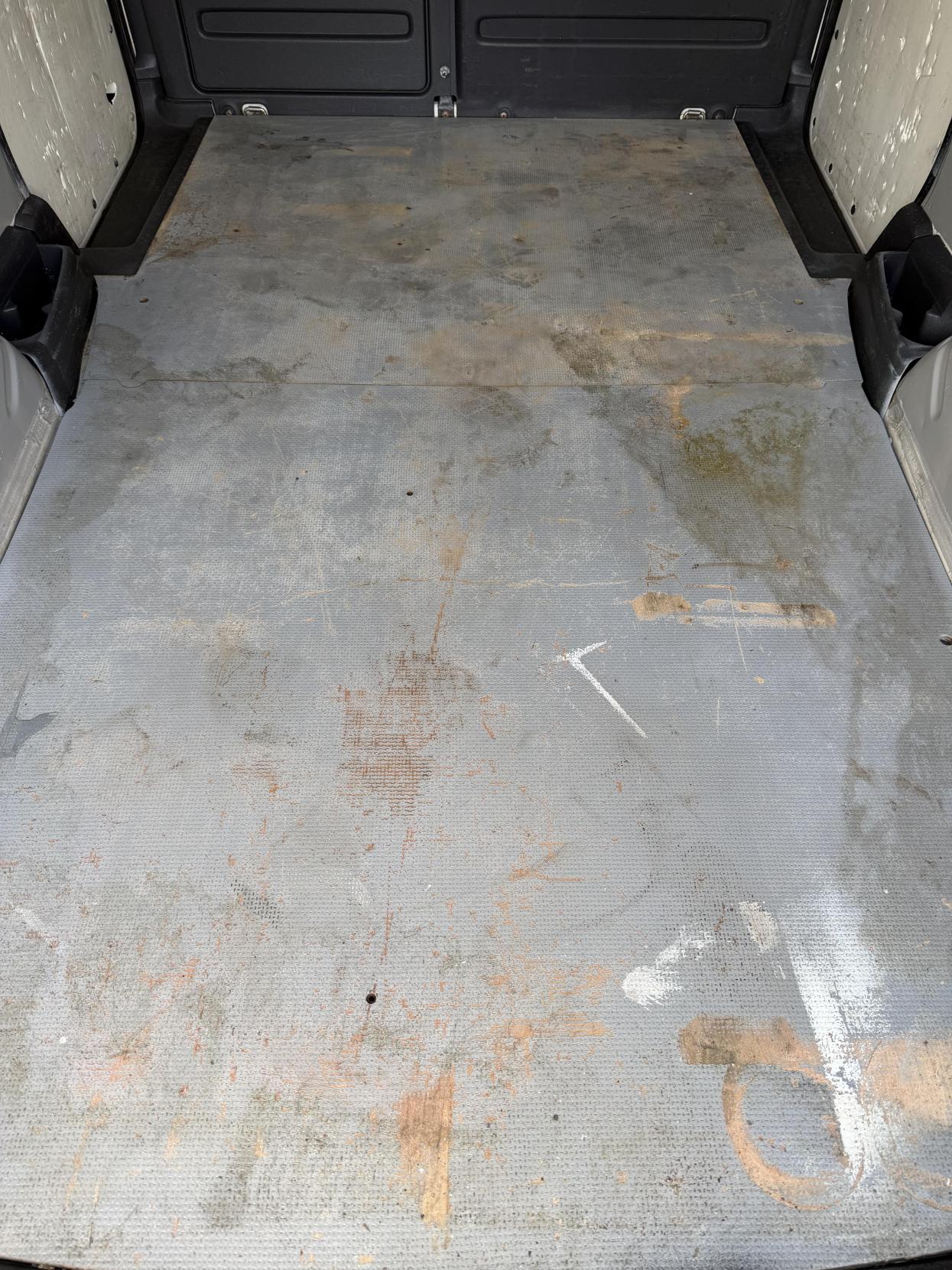 Volkswagen Caddy Maxi 1.6 TDi BlueMotion Tech C20 Maxi Startline Panel Van 5dr Diesel Manual FWD (136 g/km, 101 bhp)