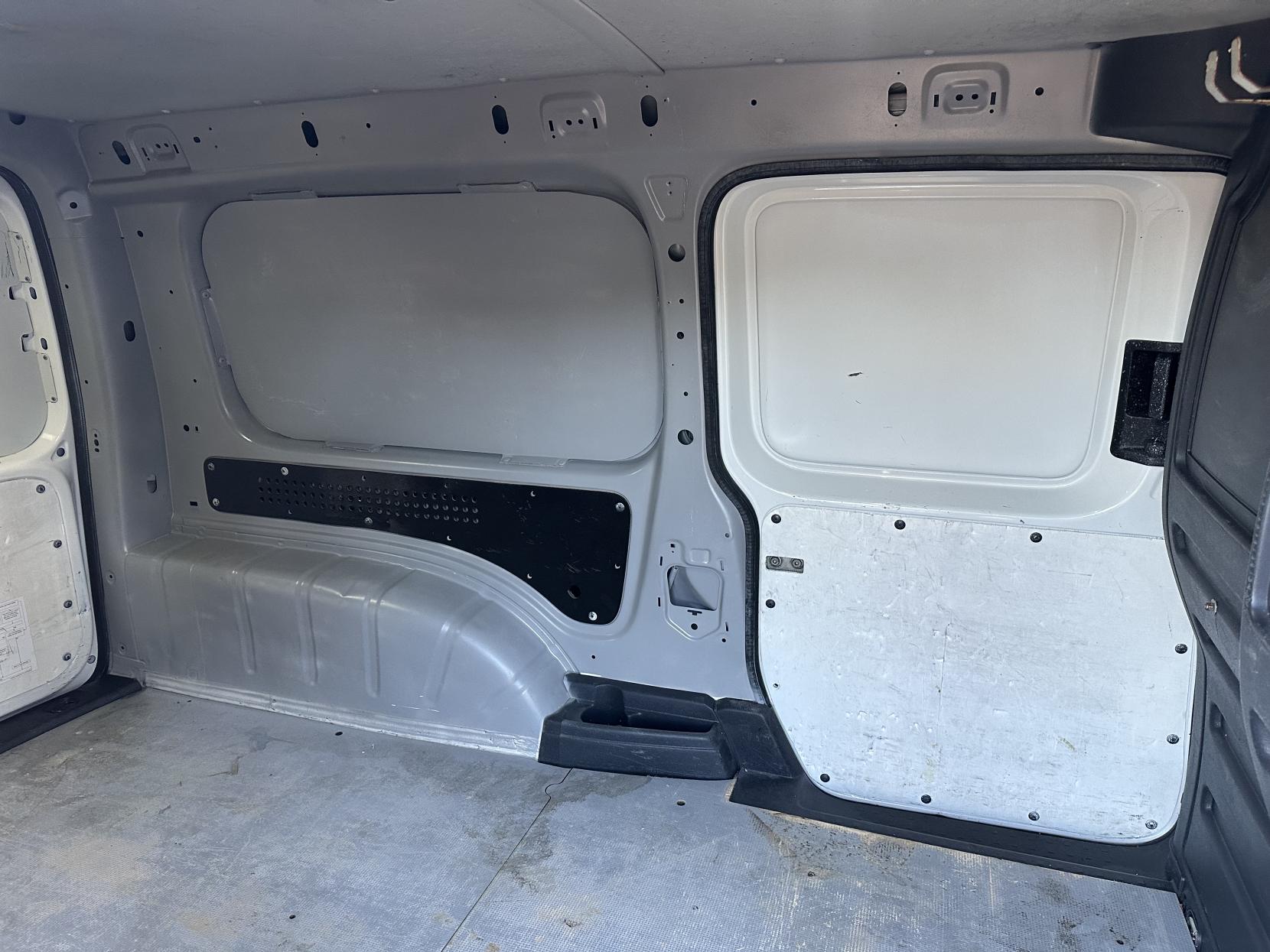 Volkswagen Caddy Maxi 1.6 TDi BlueMotion Tech C20 Maxi Startline Panel Van 5dr Diesel Manual FWD (136 g/km, 101 bhp)