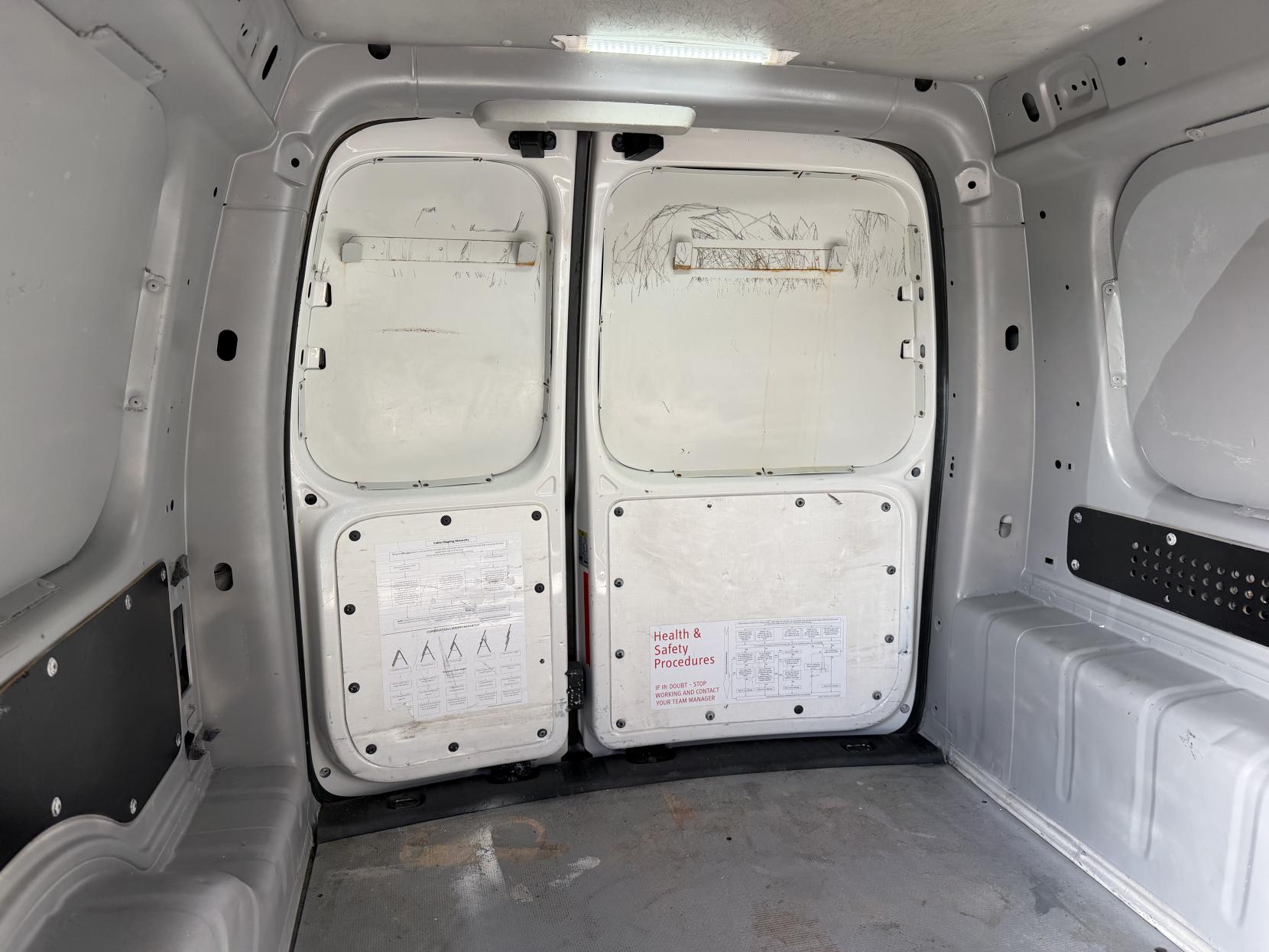 Volkswagen Caddy Maxi 1.6 TDi BlueMotion Tech C20 Maxi Startline Panel Van 5dr Diesel Manual FWD (136 g/km, 101 bhp)