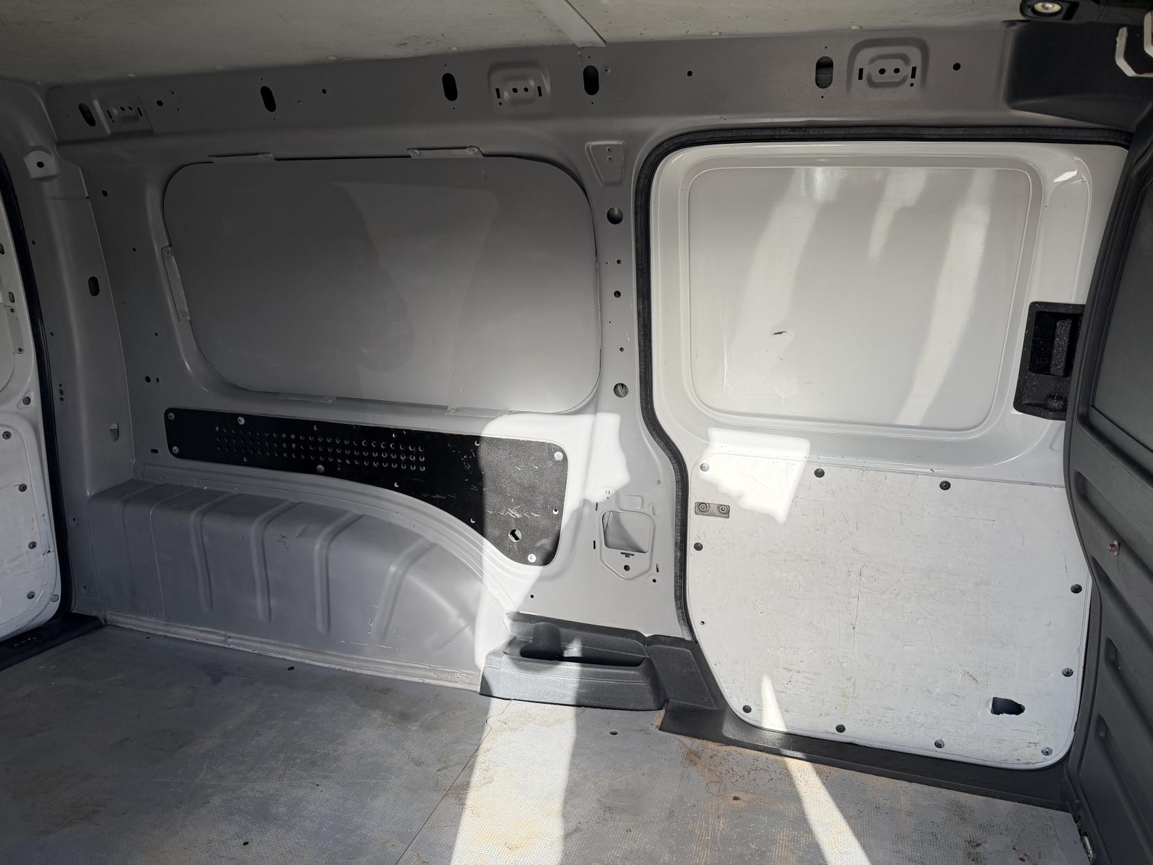 Volkswagen Caddy Maxi 1.6 TDi BlueMotion Tech C20 Maxi Startline Panel Van 5dr Diesel Manual FWD (136 g/km, 101 bhp)