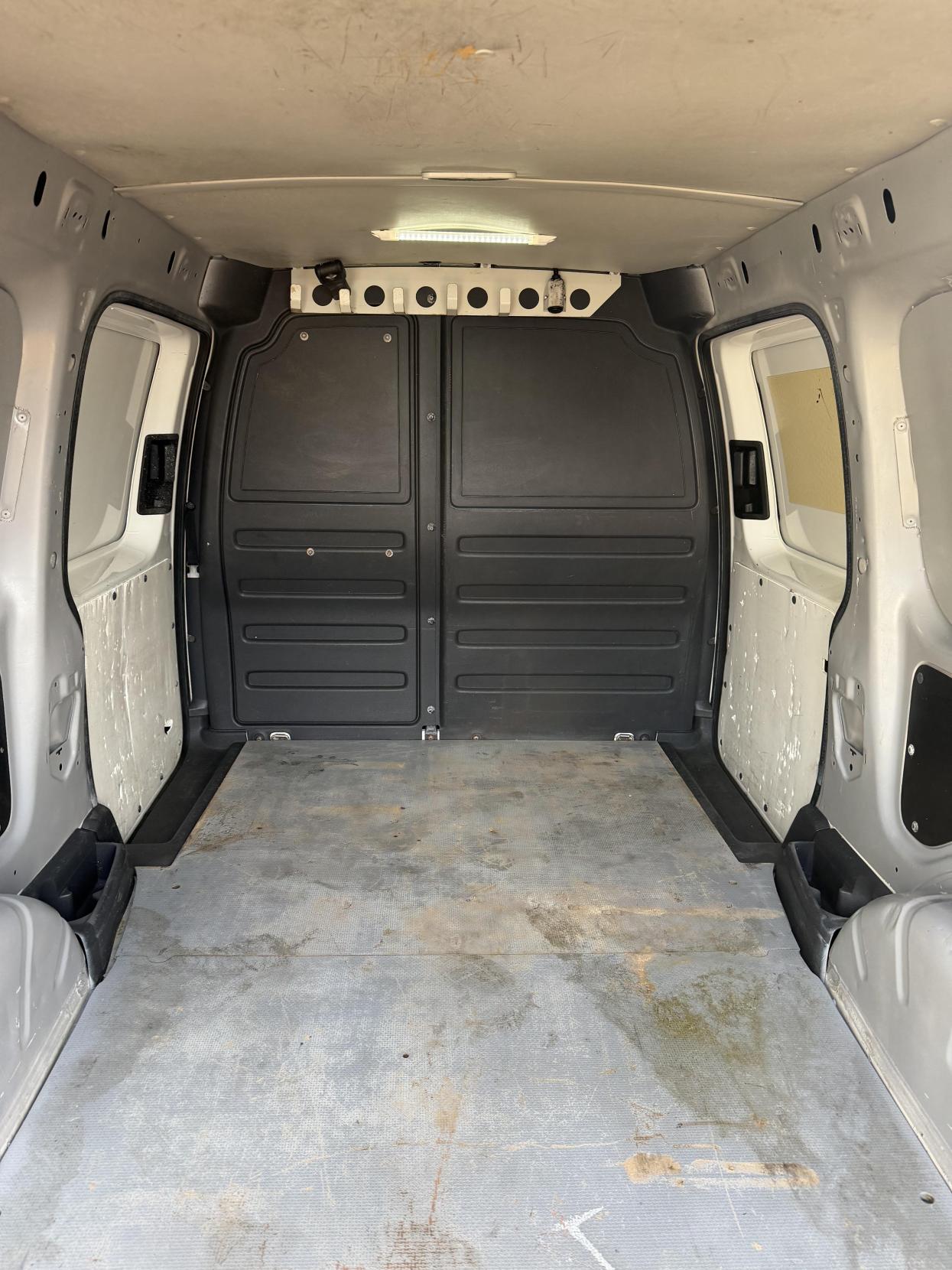 Volkswagen Caddy Maxi 1.6 TDi BlueMotion Tech C20 Maxi Startline Panel Van 5dr Diesel Manual FWD (136 g/km, 101 bhp)