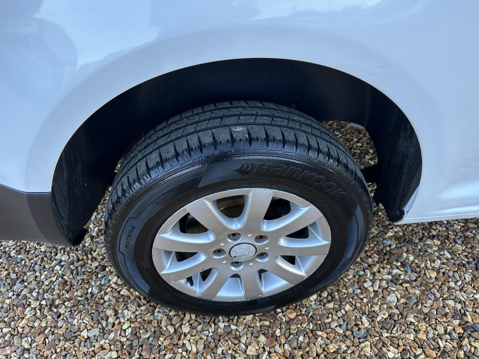 Volkswagen Caddy Maxi 1.6 TDi BlueMotion Tech C20 Maxi Startline Panel Van 5dr Diesel Manual FWD (136 g/km, 101 bhp)