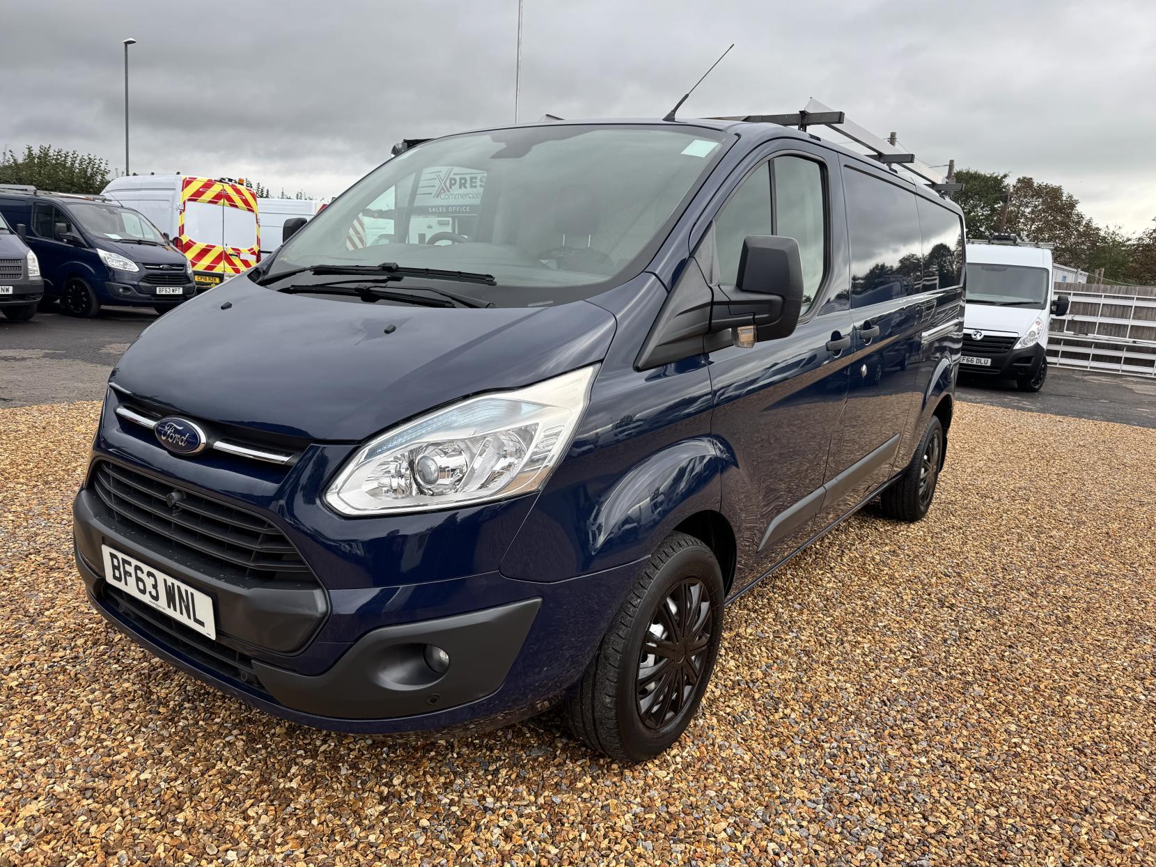 Ford Transit Custom 2.2 TDCi 330 Trend Panel Van 5dr Diesel Manual L2 H1 (197 g/km, 123 bhp)