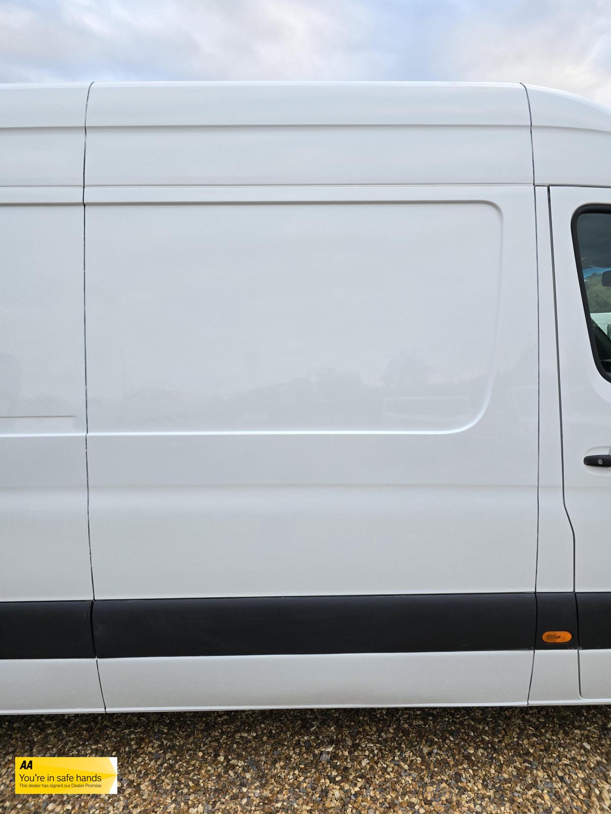 Mercedes-Benz Sprinter 2.1 311 CDI Panel Van 5dr Diesel Manual RWD L3 H2 Euro 6 (114 ps)