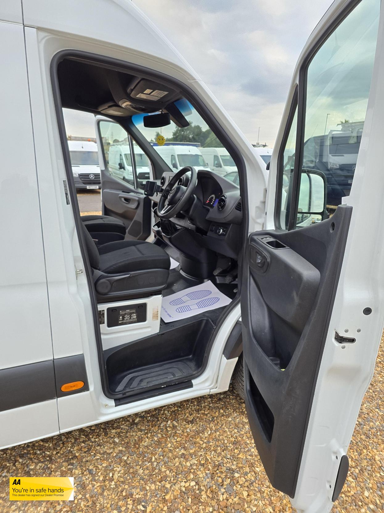 Mercedes-Benz Sprinter 2.1 311 CDI Panel Van 5dr Diesel Manual RWD L3 H2 Euro 6 (114 ps)
