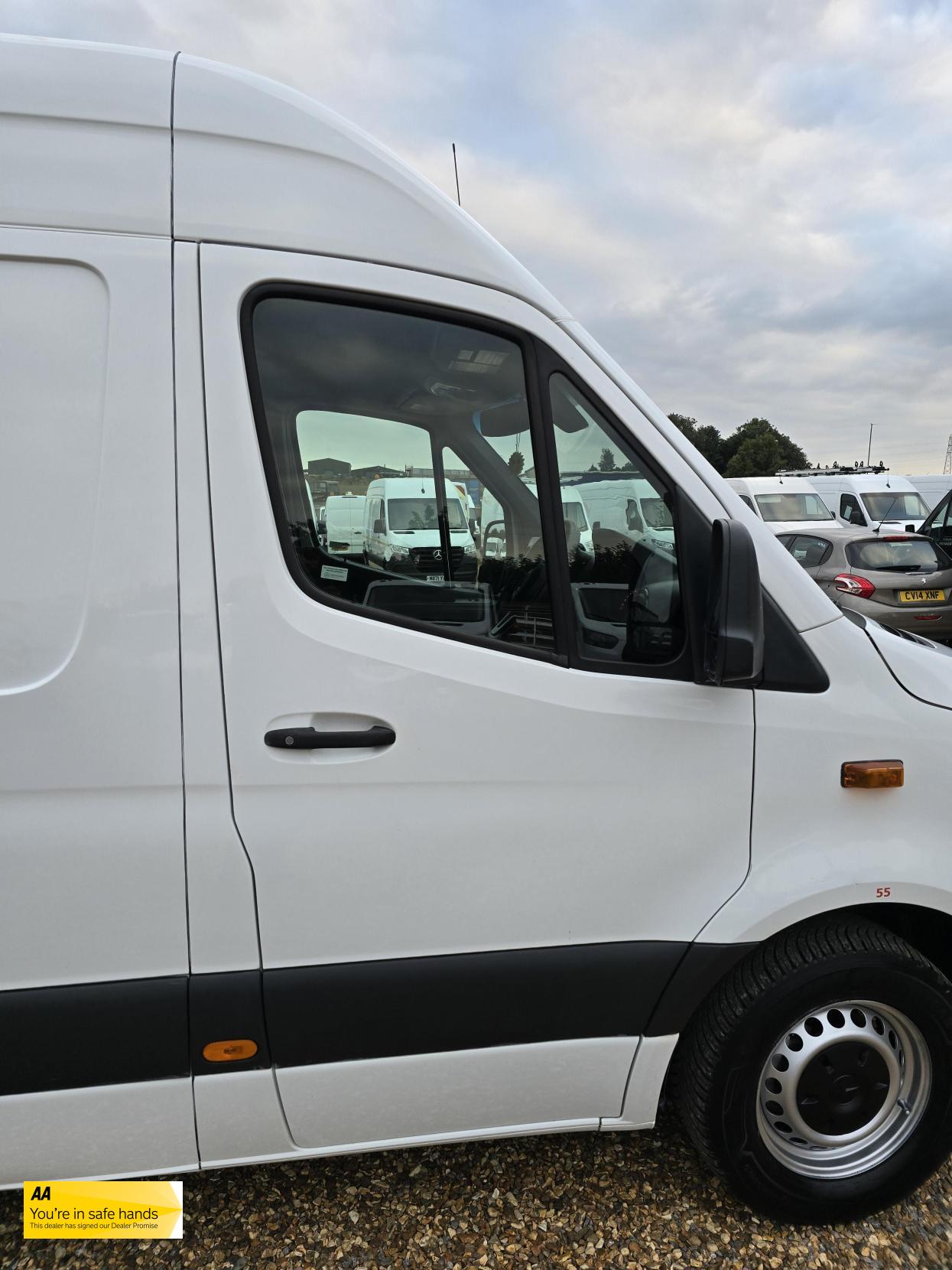 Mercedes-Benz Sprinter 2.1 311 CDI Panel Van 5dr Diesel Manual RWD L3 H2 Euro 6 (114 ps)