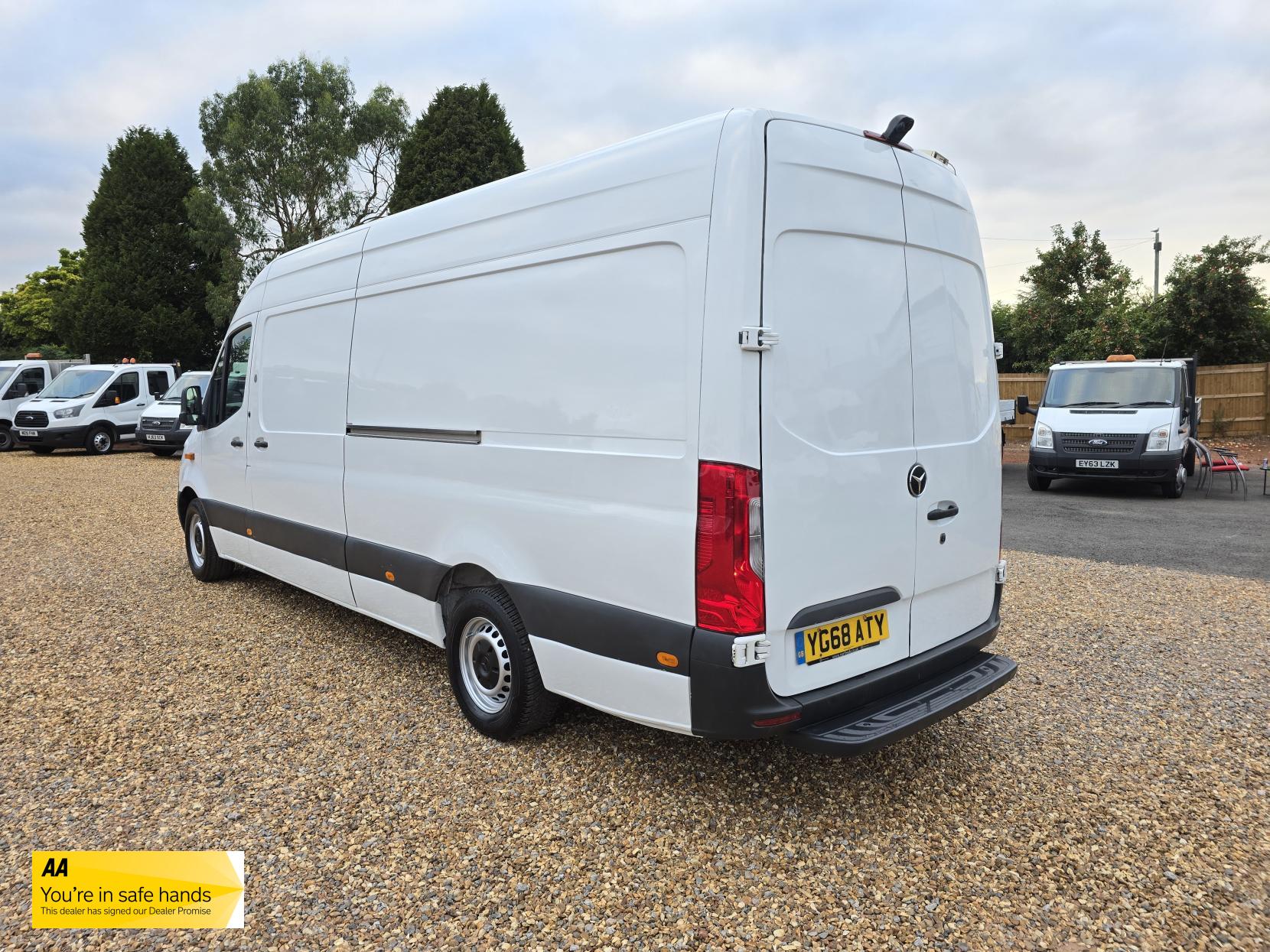 Mercedes-Benz Sprinter 2.1 311 CDI Panel Van 5dr Diesel Manual RWD L3 H2 Euro 6 (114 ps)