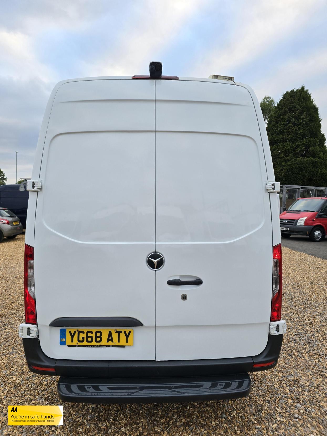 Mercedes-Benz Sprinter 2.1 311 CDI Panel Van 5dr Diesel Manual RWD L3 H2 Euro 6 (114 ps)