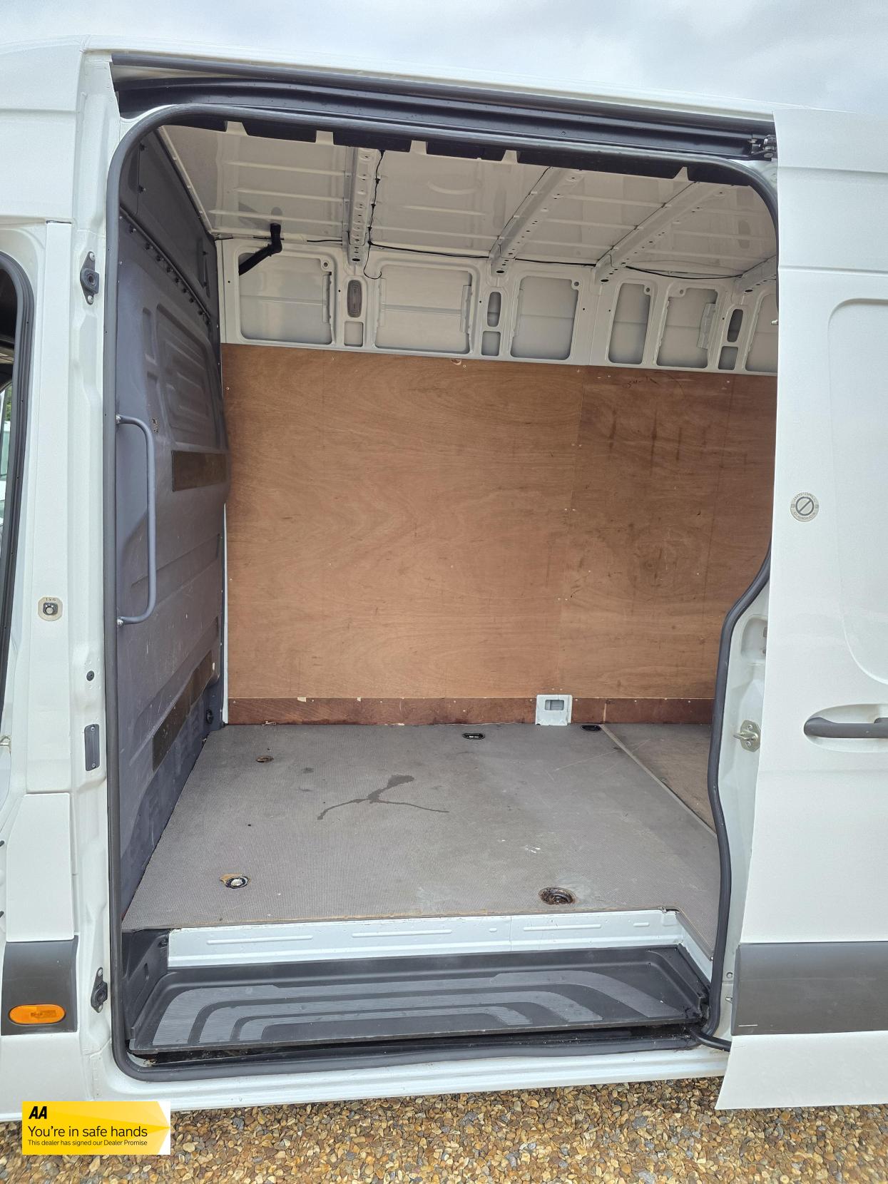 Mercedes-Benz Sprinter 2.1 311 CDI Panel Van 5dr Diesel Manual RWD L3 H2 Euro 6 (114 ps)
