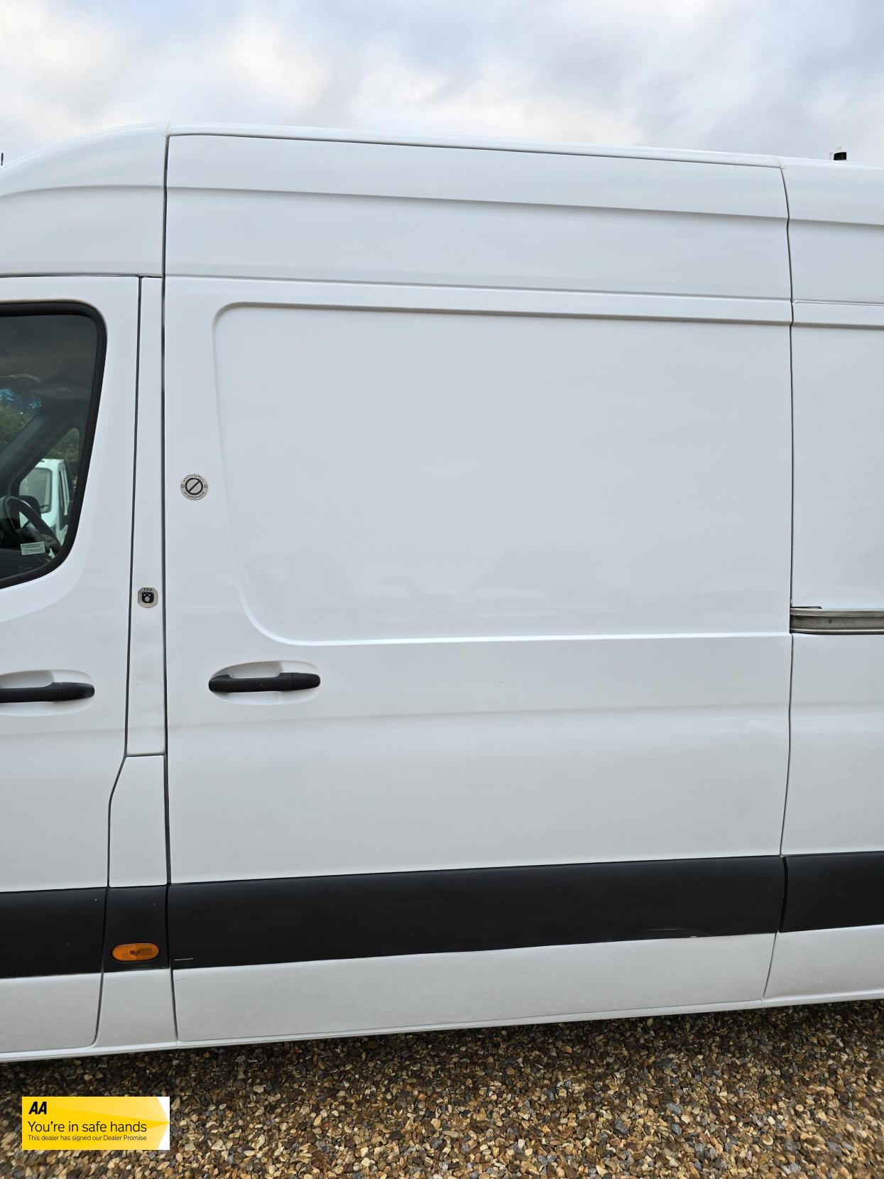 Mercedes-Benz Sprinter 2.1 311 CDI Panel Van 5dr Diesel Manual RWD L3 H2 Euro 6 (114 ps)