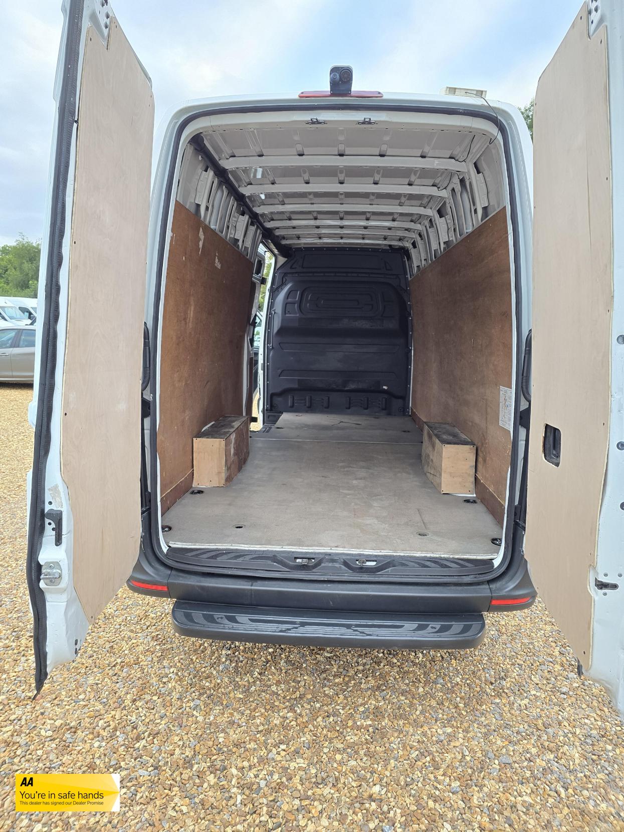 Mercedes-Benz Sprinter 2.1 311 CDI Panel Van 5dr Diesel Manual RWD L3 H2 Euro 6 (114 ps)