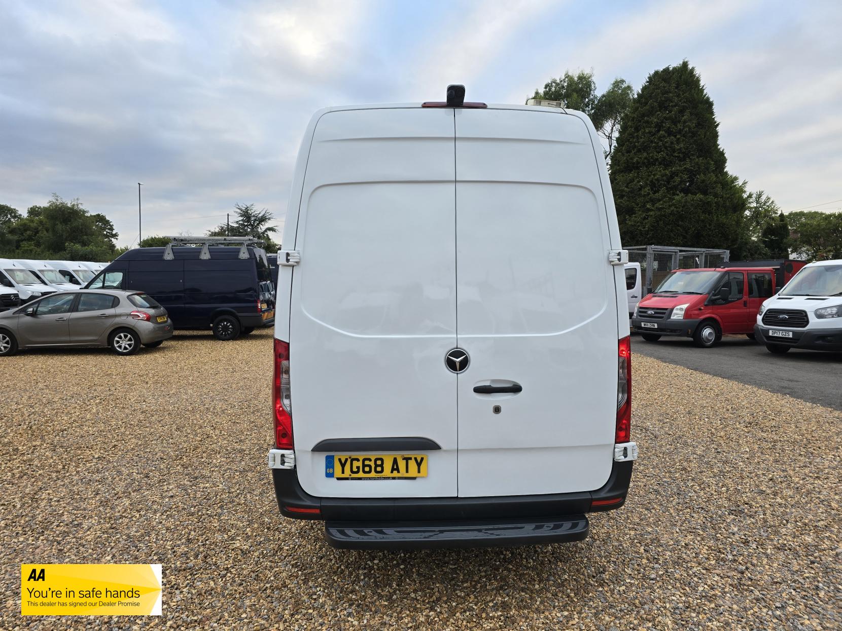 Mercedes-Benz Sprinter 2.1 311 CDI Panel Van 5dr Diesel Manual RWD L3 H2 Euro 6 (114 ps)