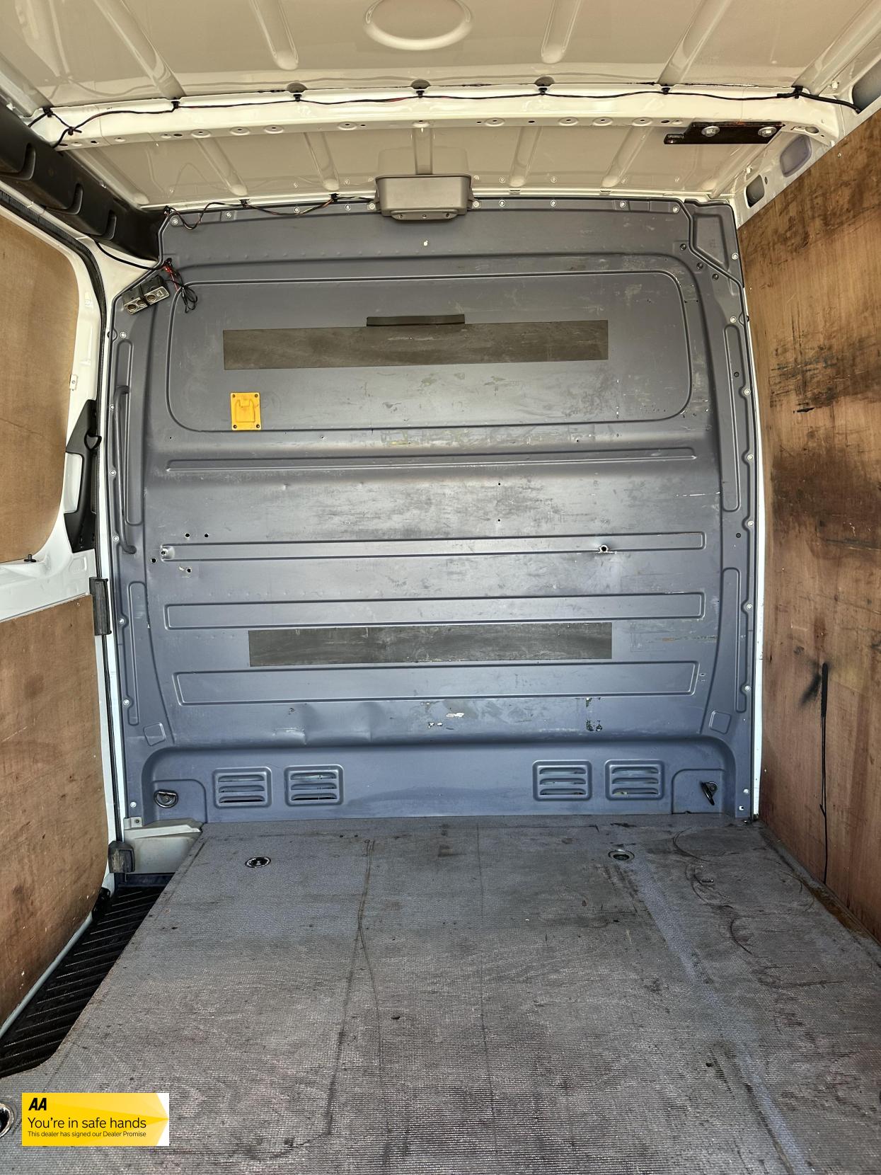 Mercedes-Benz Sprinter 2.1 314 CDi BlueEFFICIENCY Panel Van 5dr Diesel Manual RWD L1 (199 g/km, 140 bhp)