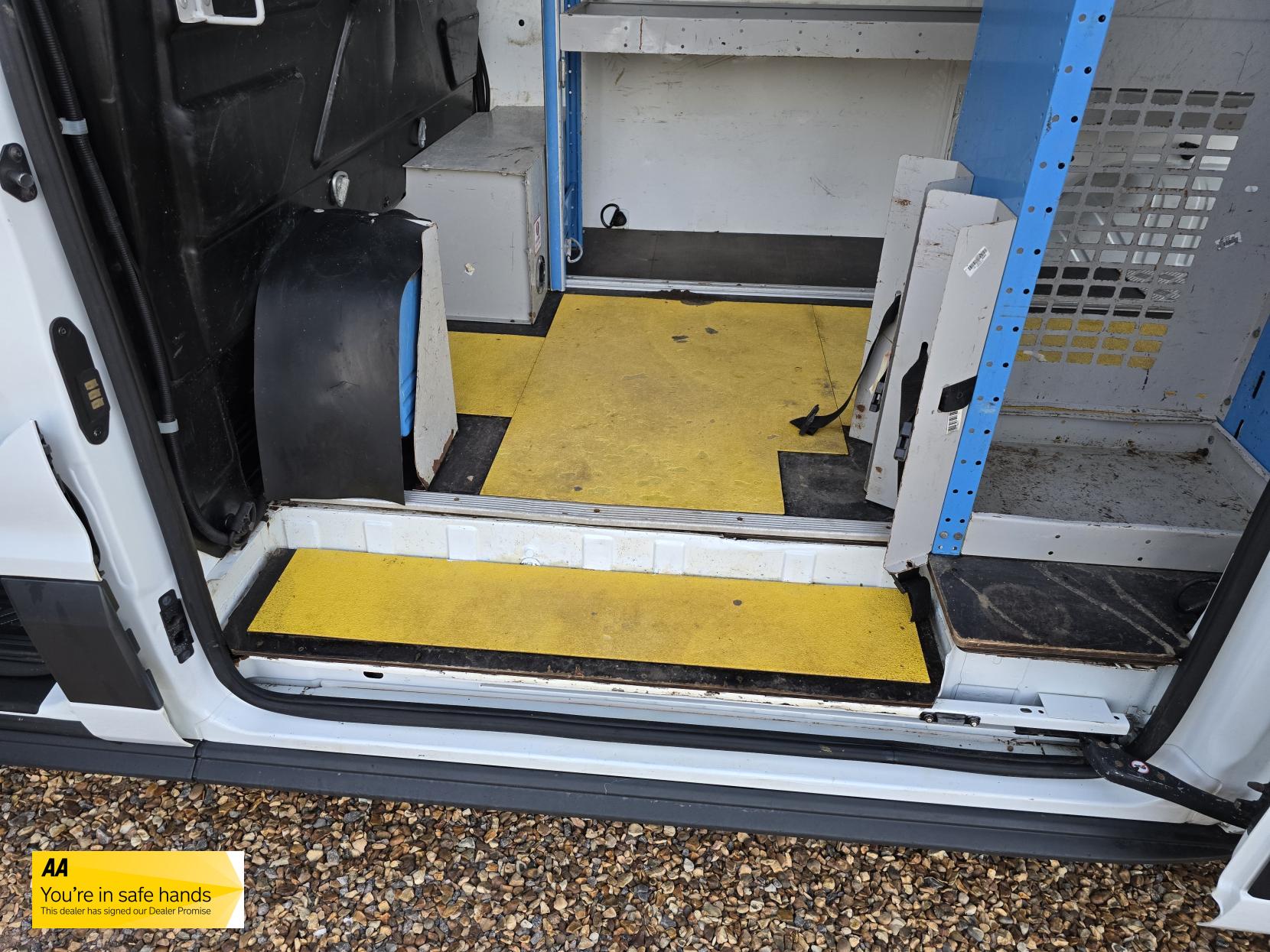 Ford Transit 2.0 350 EcoBlue Panel Van 5dr Diesel Manual RWD L2 H3 Euro 6 (130 ps)
