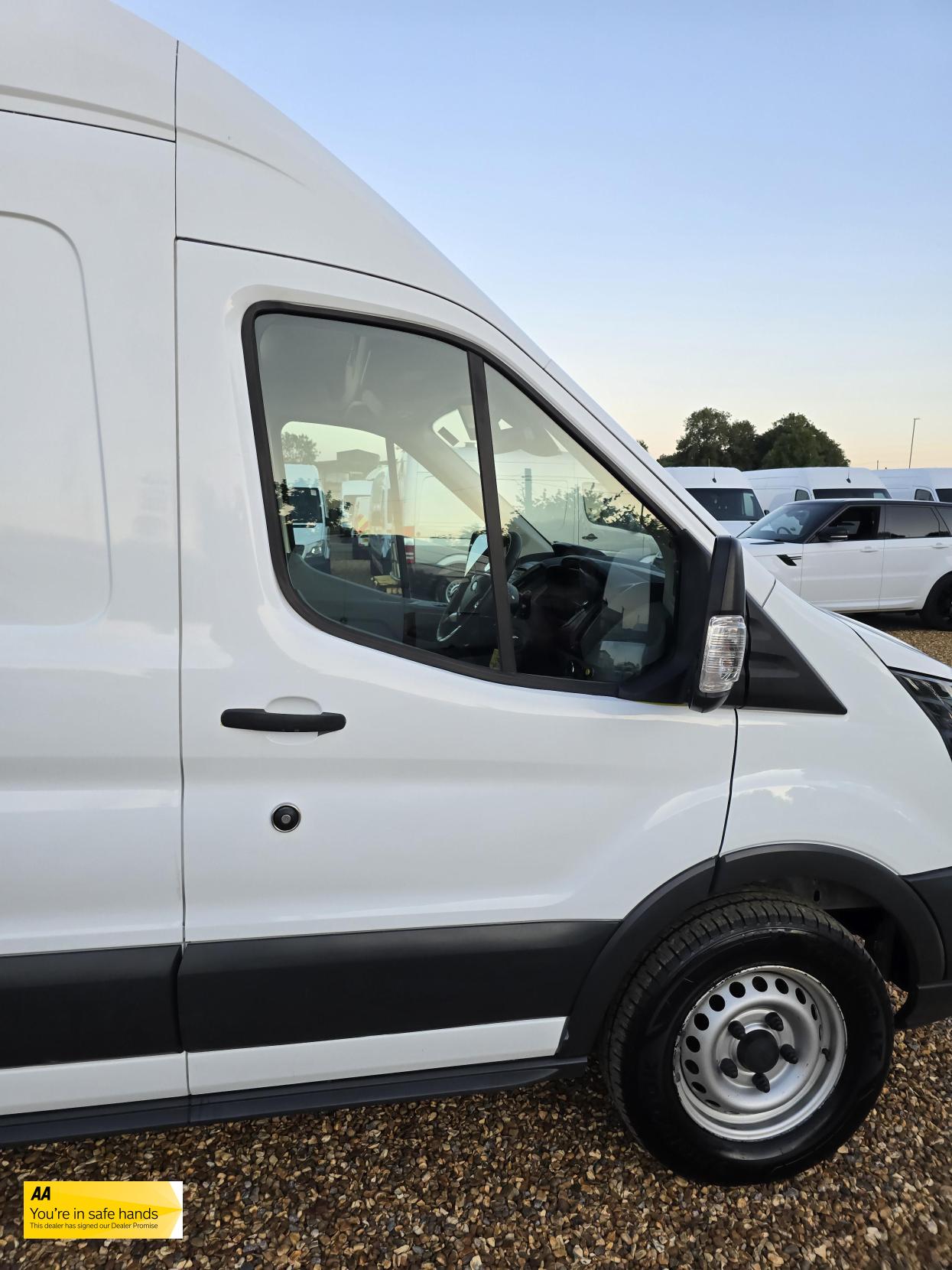 Ford Transit 2.0 350 EcoBlue Panel Van 5dr Diesel Manual RWD L2 H3 Euro 6 (130 ps)