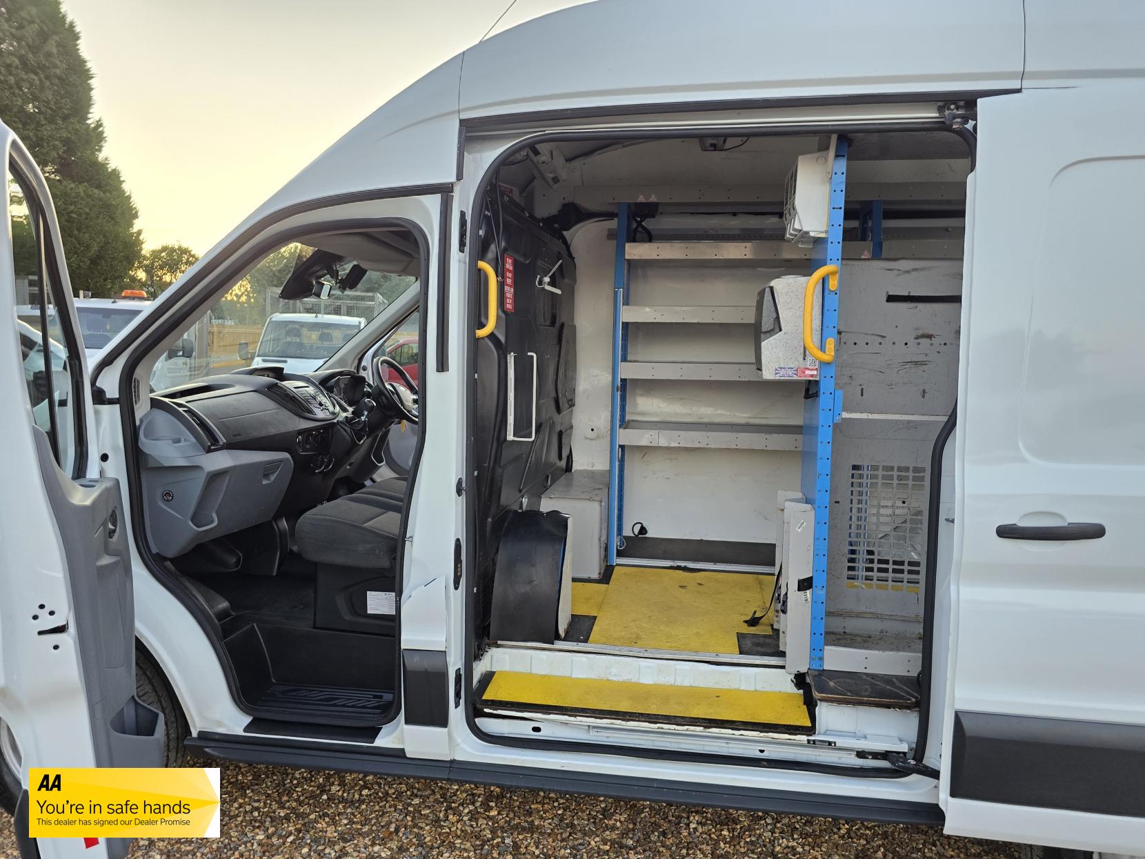 Ford Transit 2.0 350 EcoBlue Panel Van 5dr Diesel Manual RWD L2 H3 Euro 6 (130 ps)