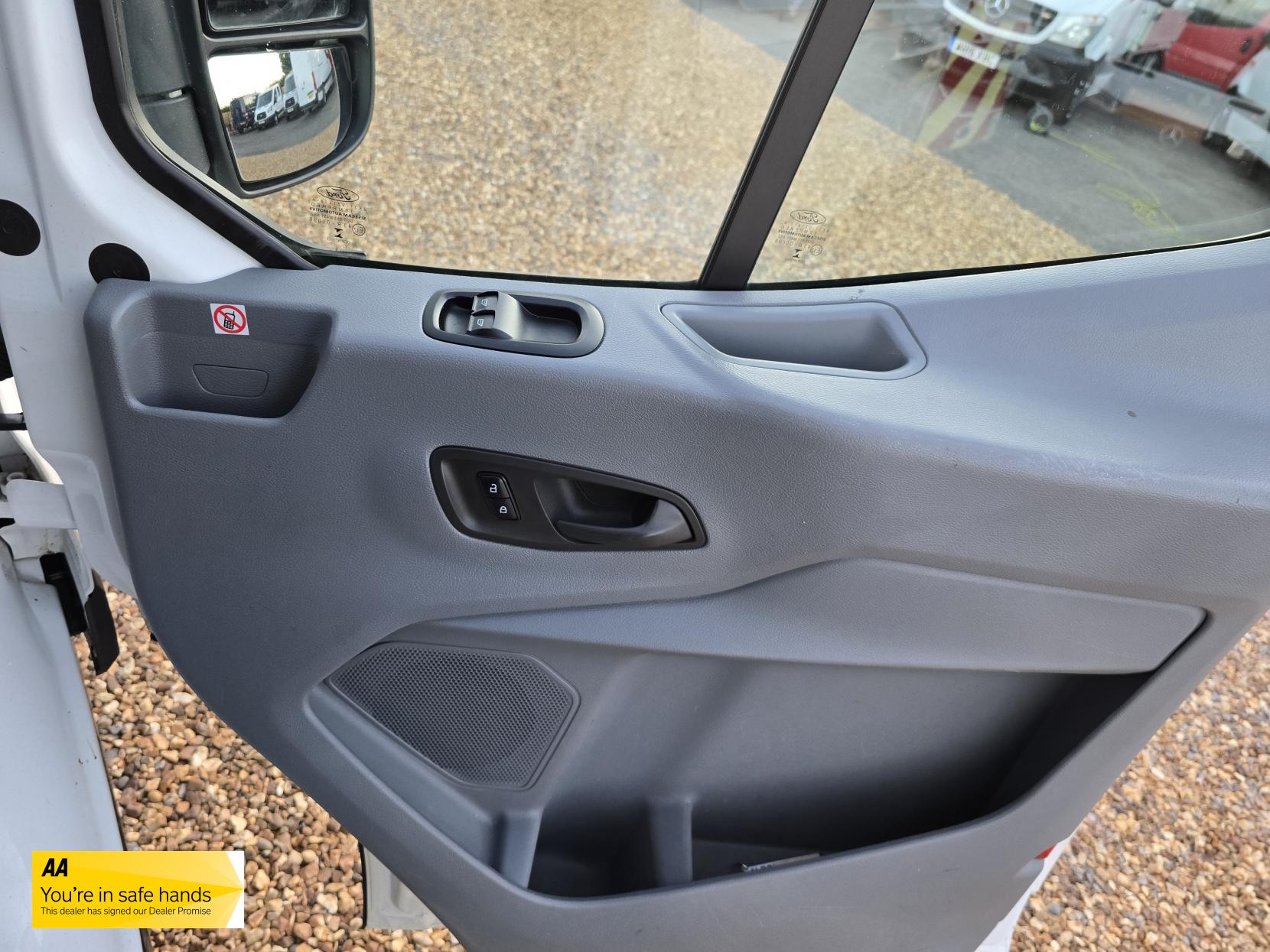 Ford Transit 2.0 350 EcoBlue Panel Van 5dr Diesel Manual RWD L2 H3 Euro 6 (130 ps)